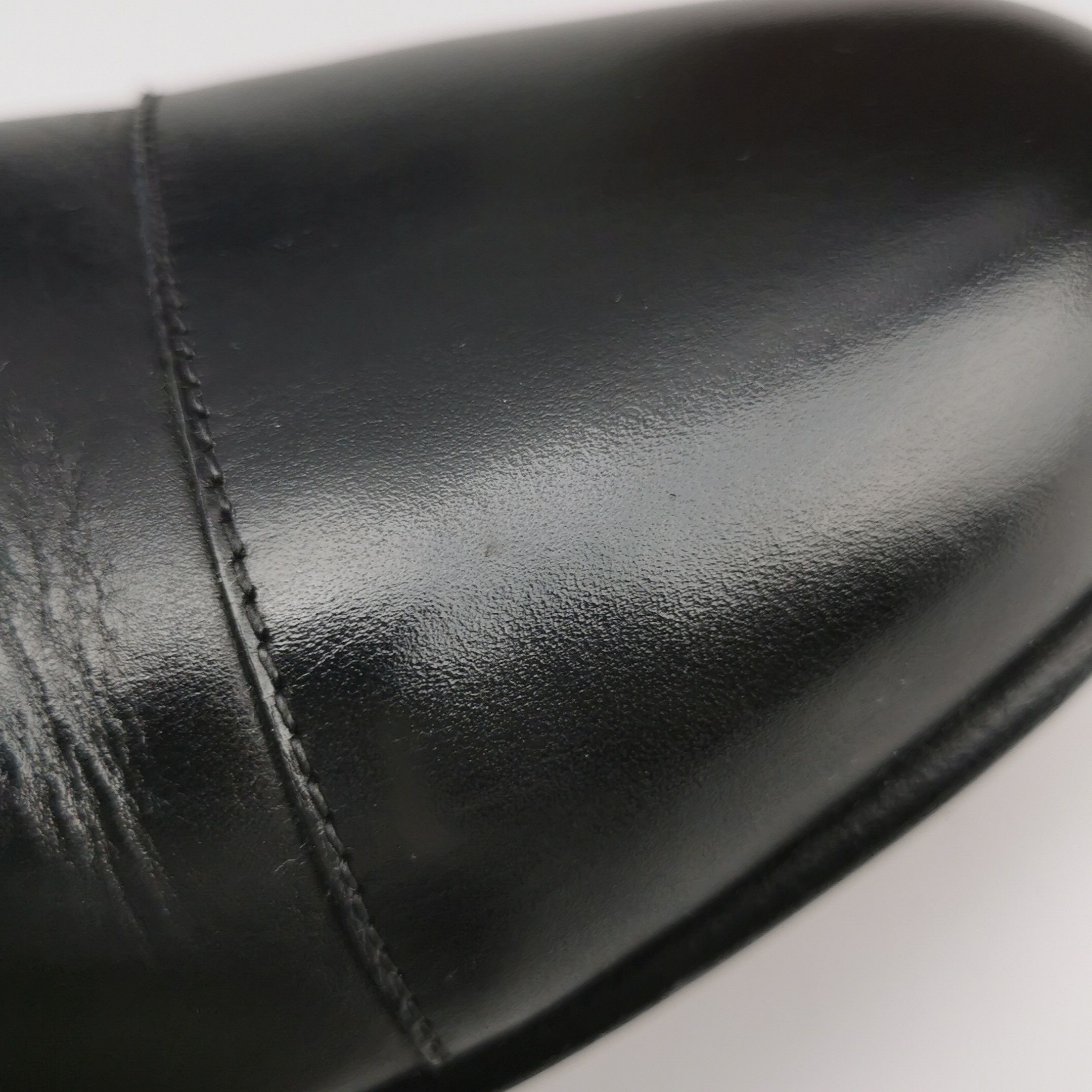 Salvatore Ferragamo Salvatore Ferragamo Leather Cap Toe Oxfords 7.5 Size US 7 / EU 40 - 8 Thumbnail