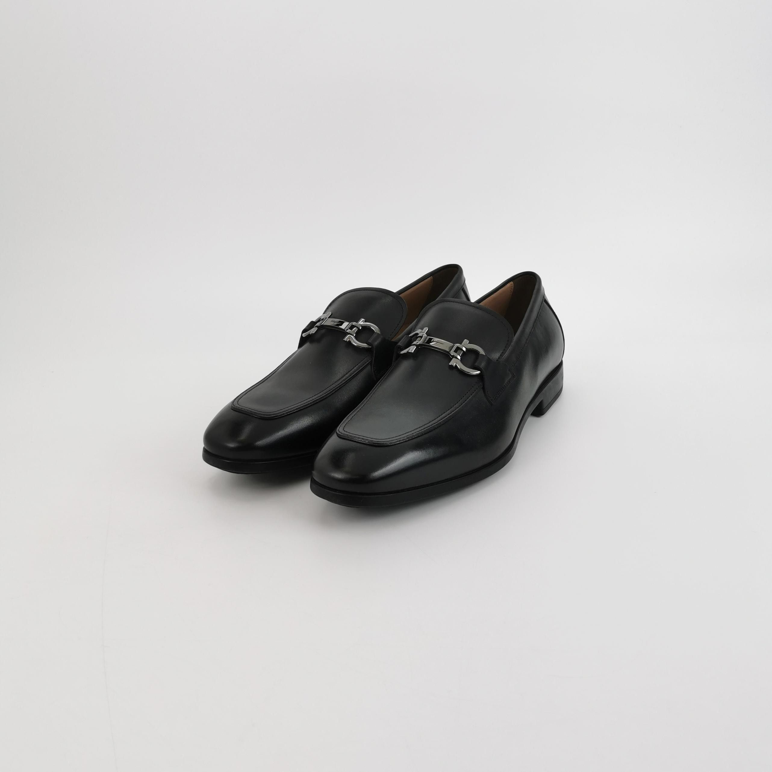Salvatore Ferragamo Salvatore Ferragamo Gancini Leather Loafers 43 Size US 10 / EU 43 - 3 Thumbnail