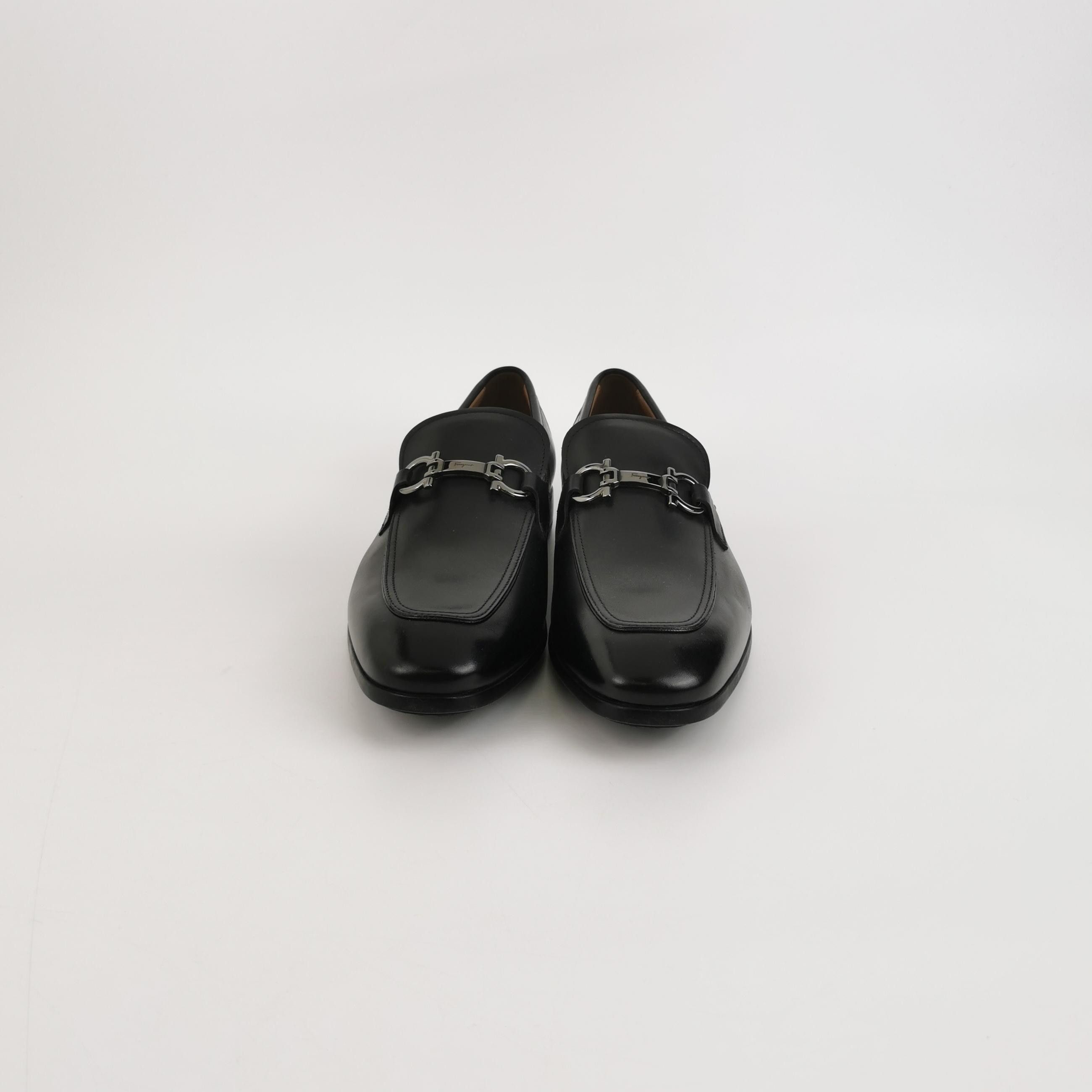 Salvatore Ferragamo Salvatore Ferragamo Gancini Leather Loafers 43 Size US 10 / EU 43 - 4 Thumbnail