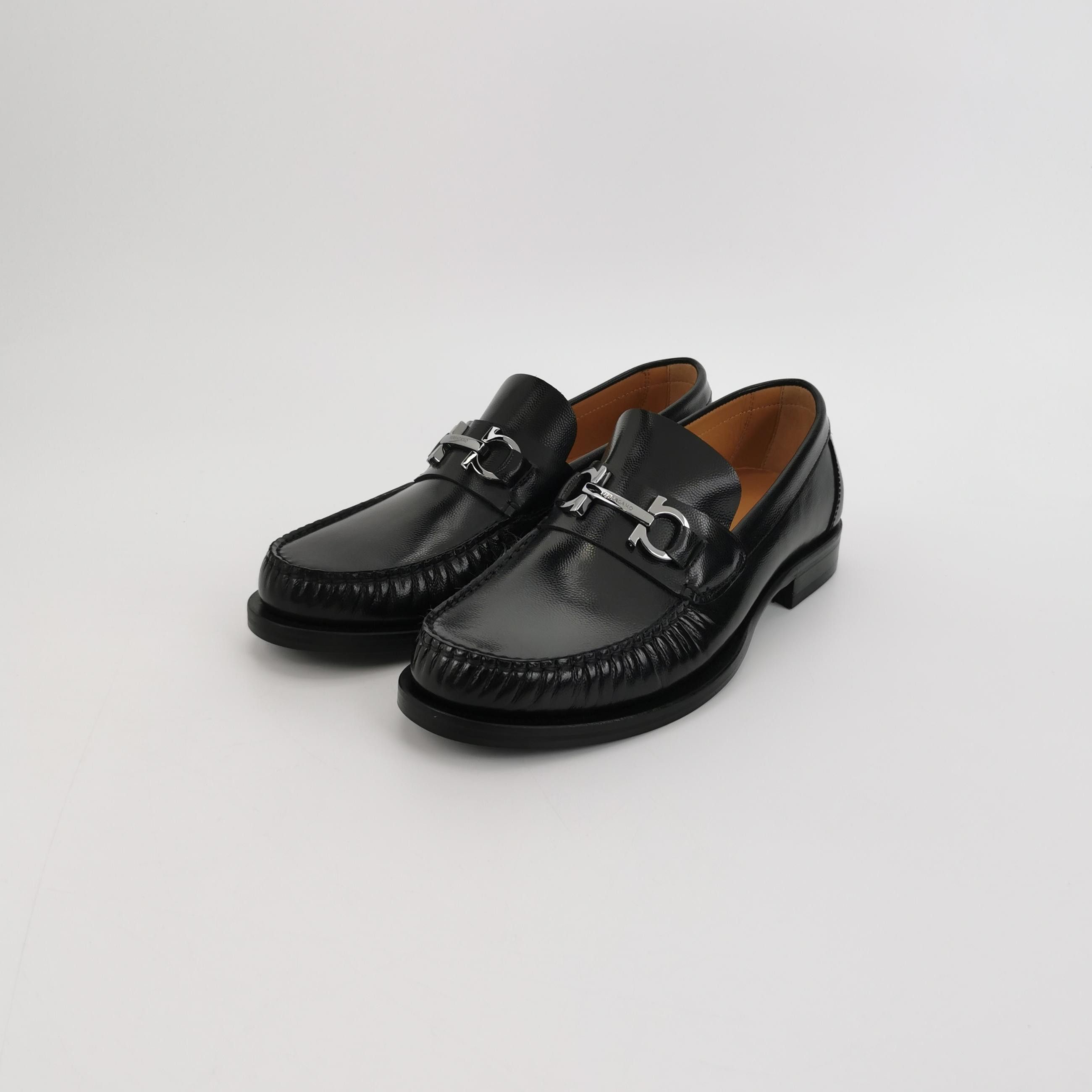 Salvatore Ferragamo Salvatore Ferragamo Gancini Leather Loafers 10 Size US 10 / EU 43 - 3 Thumbnail