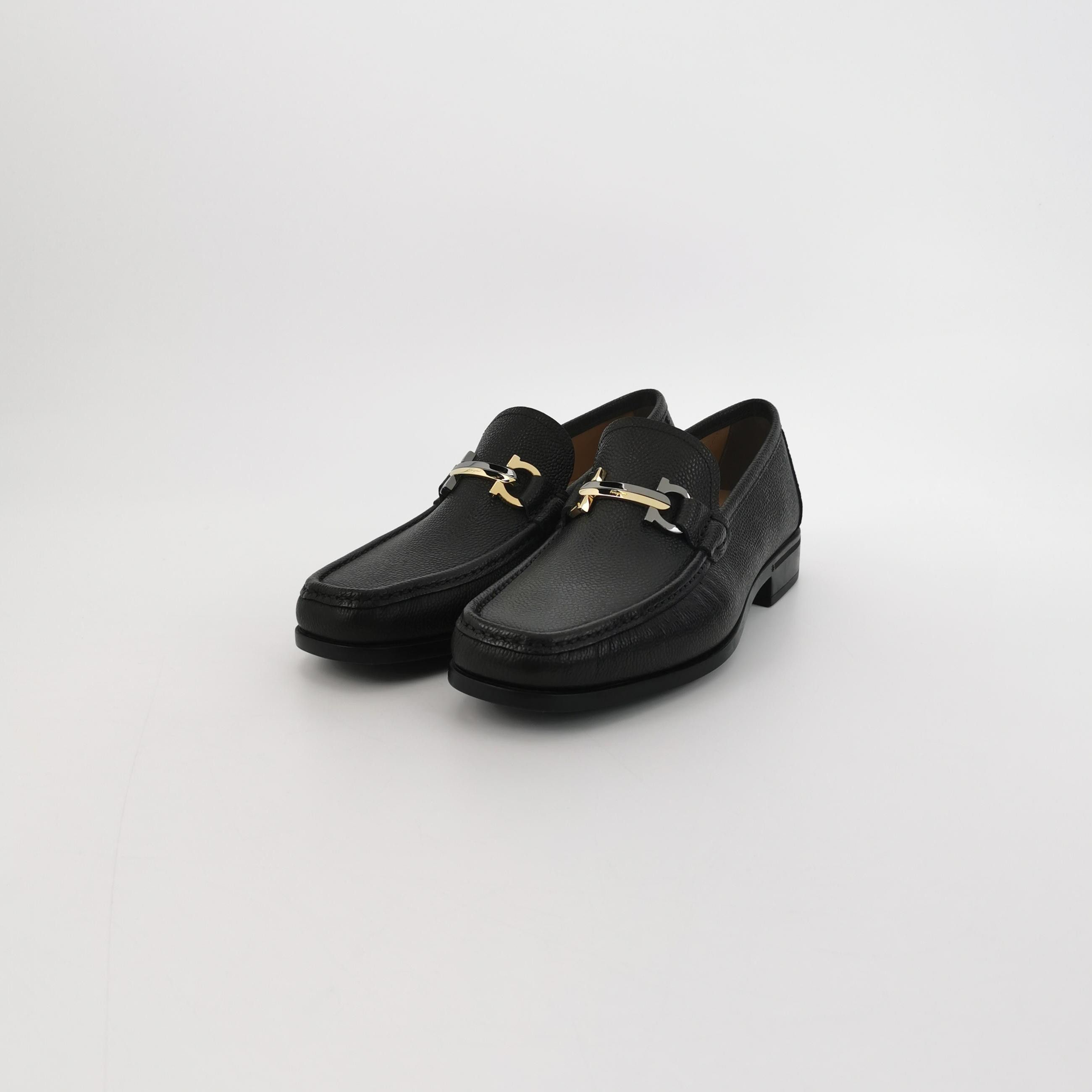 Salvatore Ferragamo Salvatore Ferragamo Gancini Pebble Grain Loafers 39.5 Size US 6 / EU 39 - 3 Thumbnail