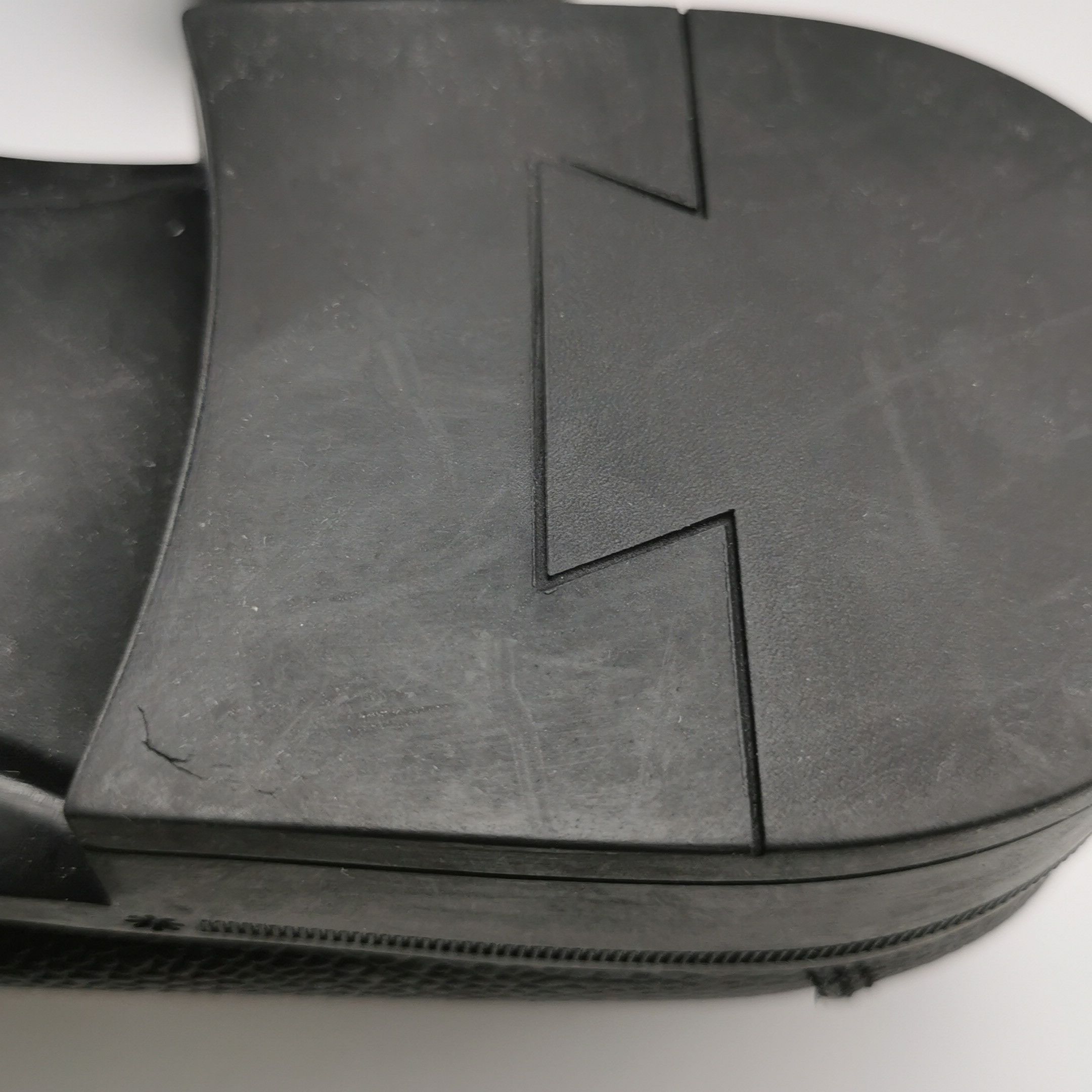 Salvatore Ferragamo Salvatore Ferragamo Gancini Pebble Grain Loafers 39.5 Size US 6 / EU 39 - 10 Thumbnail