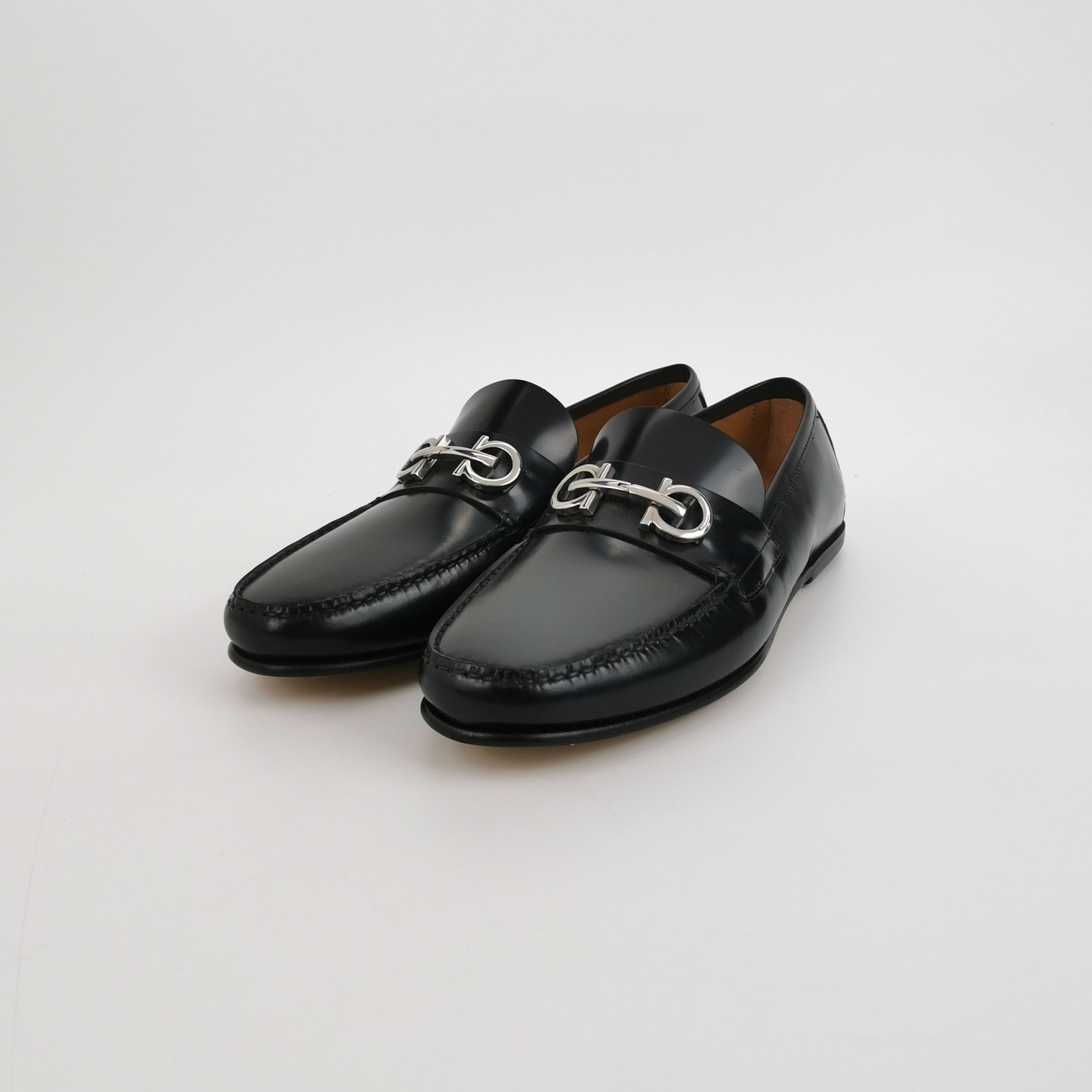 Salvatore Ferragamo Salvatore Ferragamo Gancini Leather Loafers US 9.5 Size US 10 / EU 43 - 3 Thumbnail
