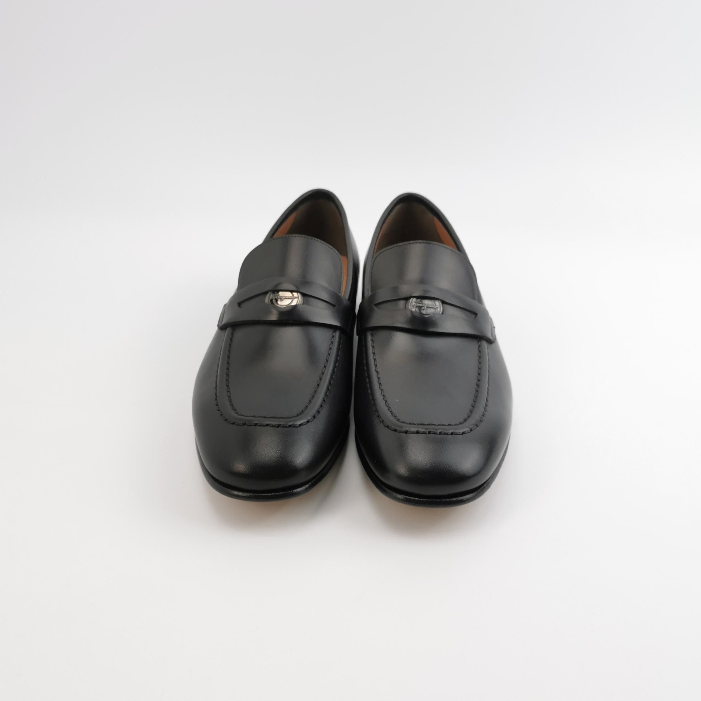Salvatore Ferragamo Salvatore Ferragamo Gancini Leather Loafers 9 Size US 9 / EU 42 - 4 Thumbnail