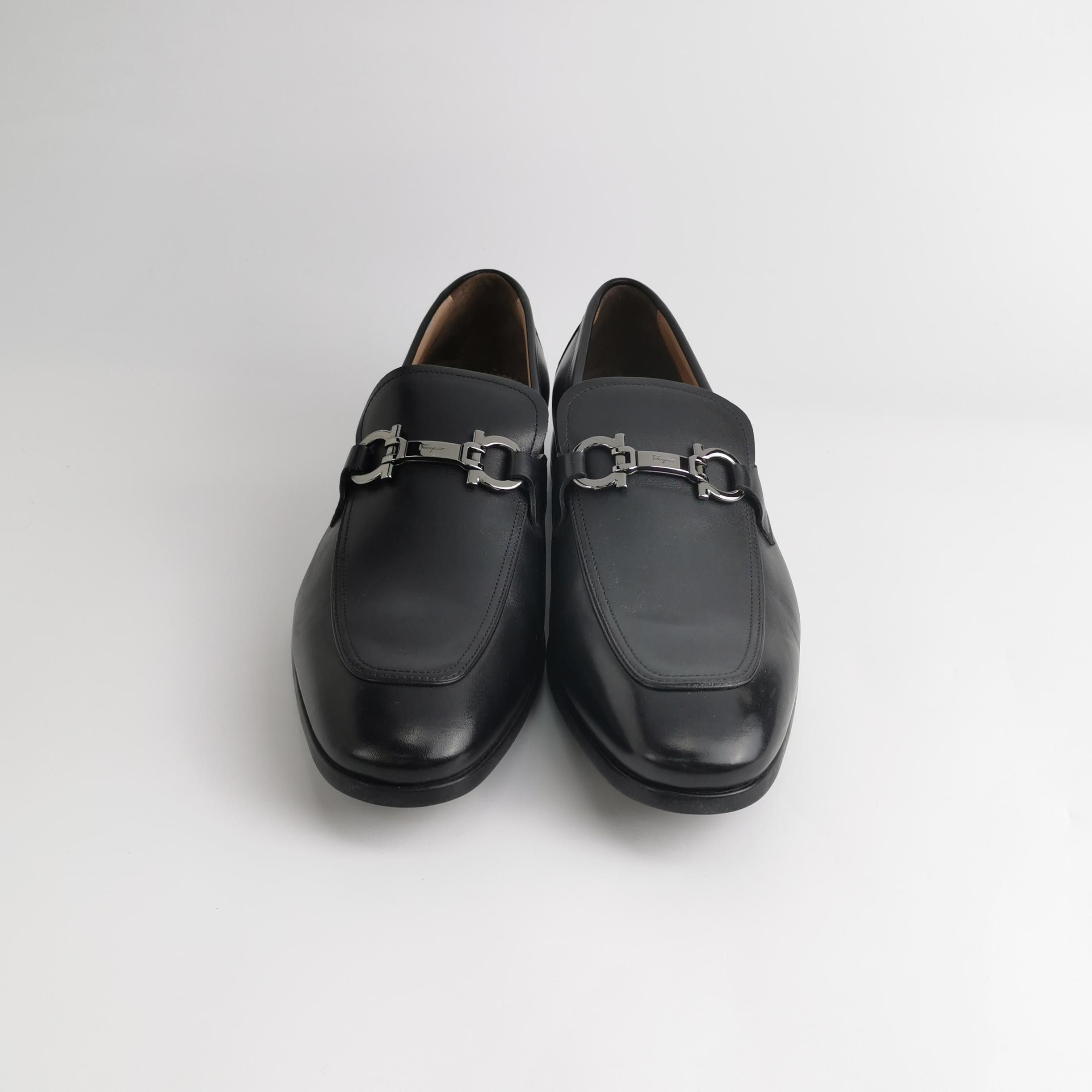 Salvatore Ferragamo Salvatore Ferragamo Gancini Leather Loafers Size 10 Size US 10 / EU 43 - 4 Thumbnail