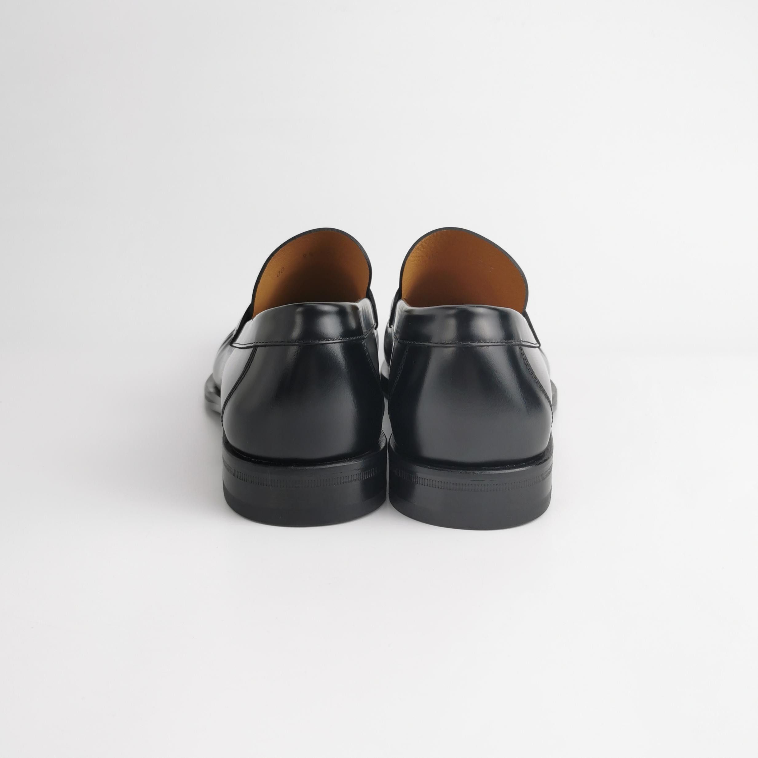 Salvatore Ferragamo Salvatore Ferragamo Black Leather Logo Loafers 9.5 Size US 10 / EU 43 - 5 Thumbnail