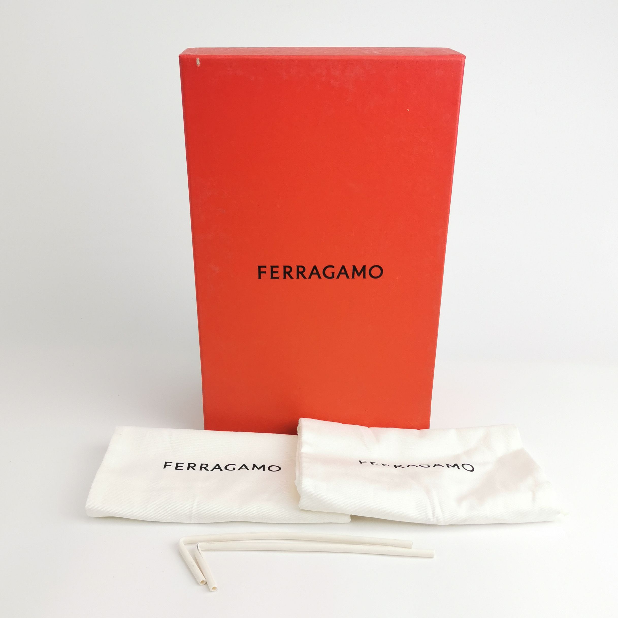 Salvatore Ferragamo Ferragamo Logo Leather Loafers Size 40 Size US 7 / EU 40 - 7 Thumbnail
