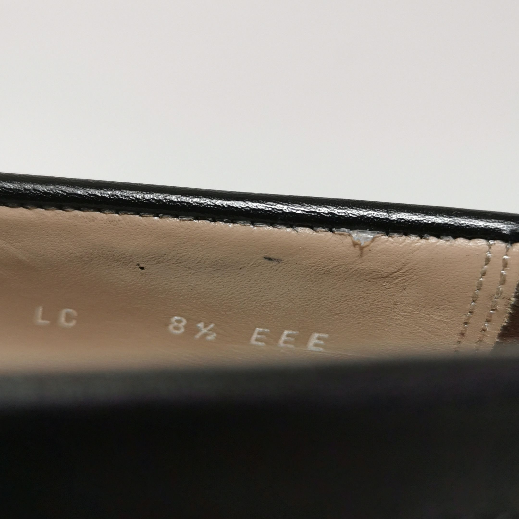 Salvatore Ferragamo Salvatore Ferragamo Gancini Embossed Leather Loafers 8.5 Size US 9 / EU 42 - 15 Thumbnail