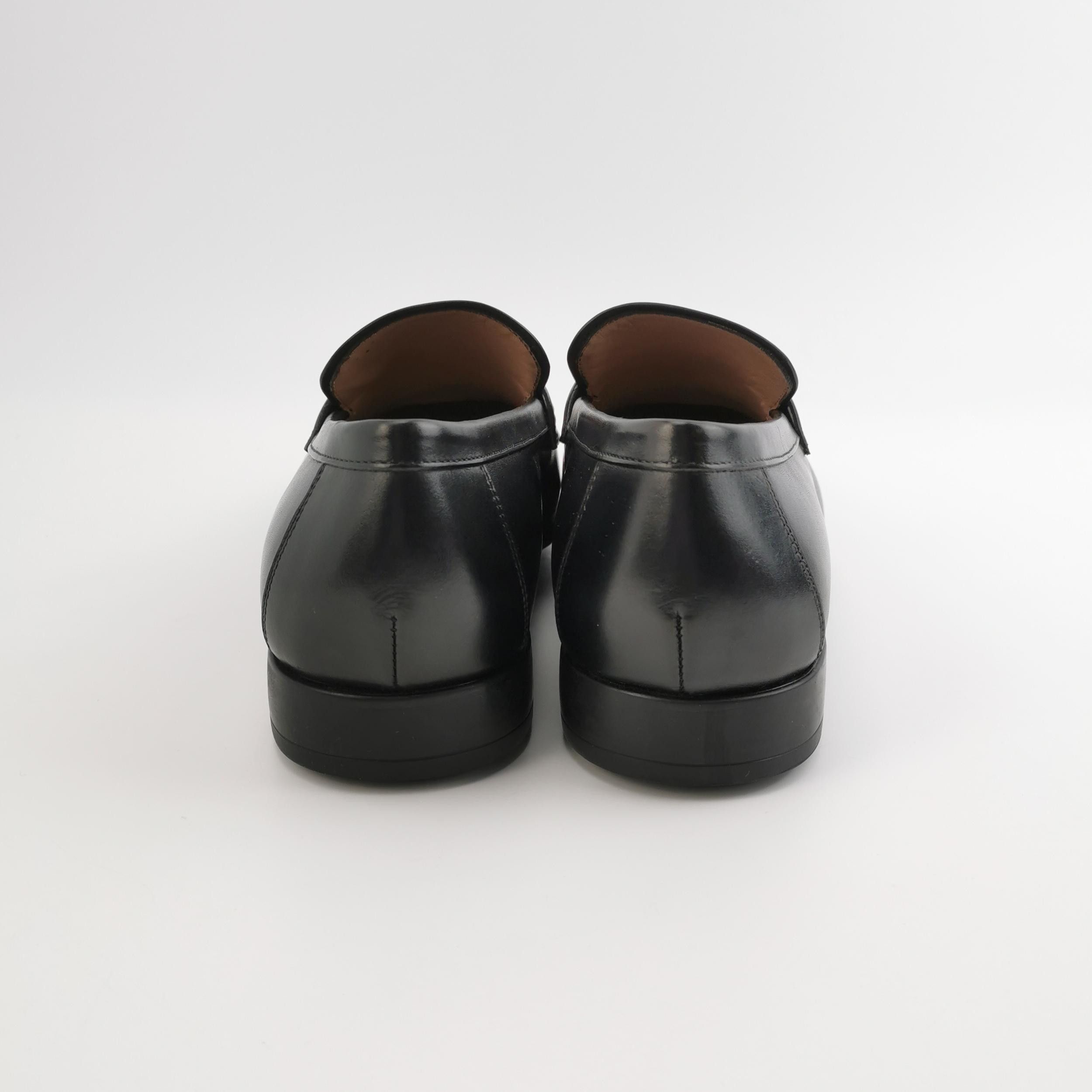 Salvatore Ferragamo Salvatore Ferragamo Gancini Embossed Leather Loafers 8.5 Size US 9 / EU 42 - 5 Thumbnail
