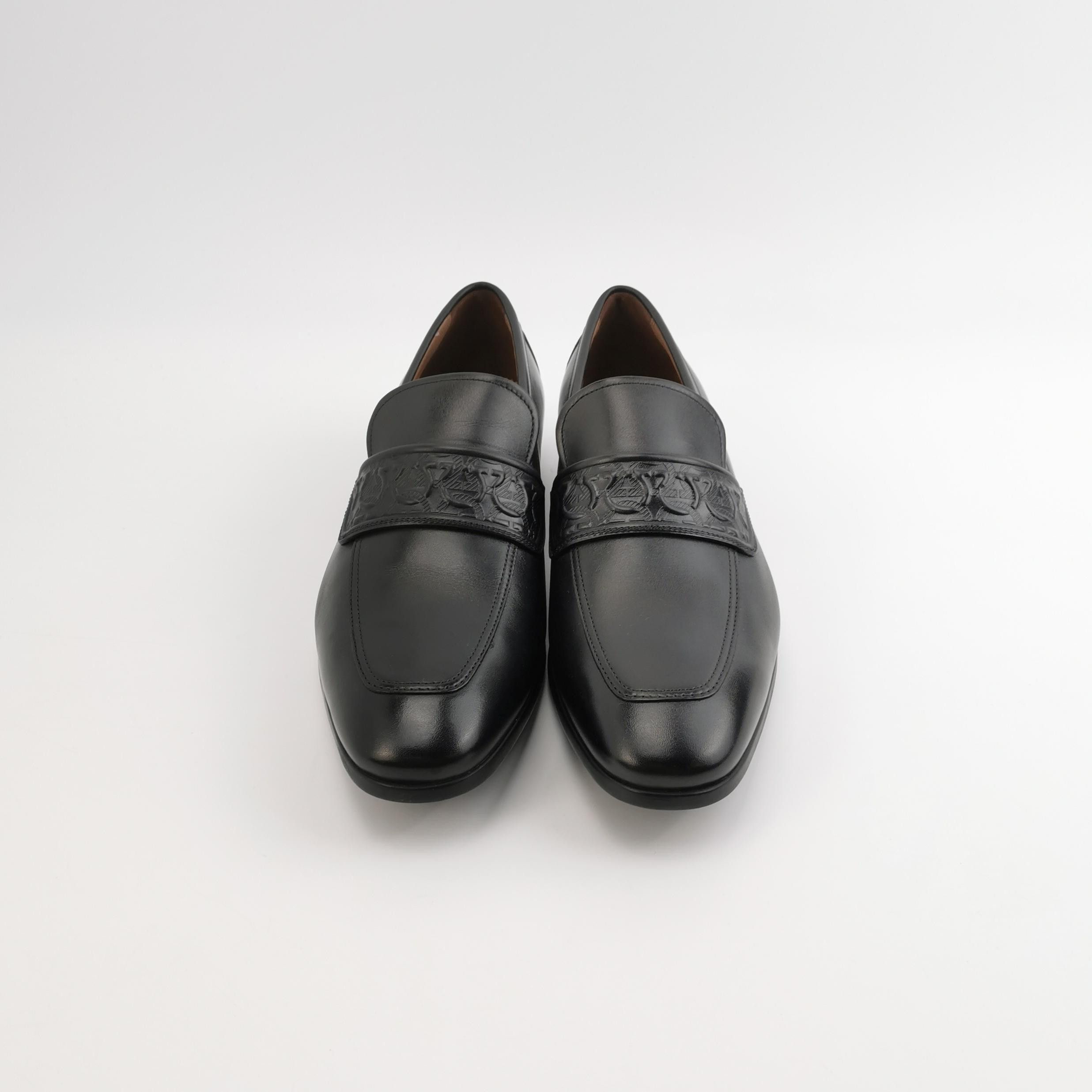 Salvatore Ferragamo Salvatore Ferragamo Gancini Embossed Leather Loafers 8.5 Size US 9 / EU 42 - 4 Thumbnail