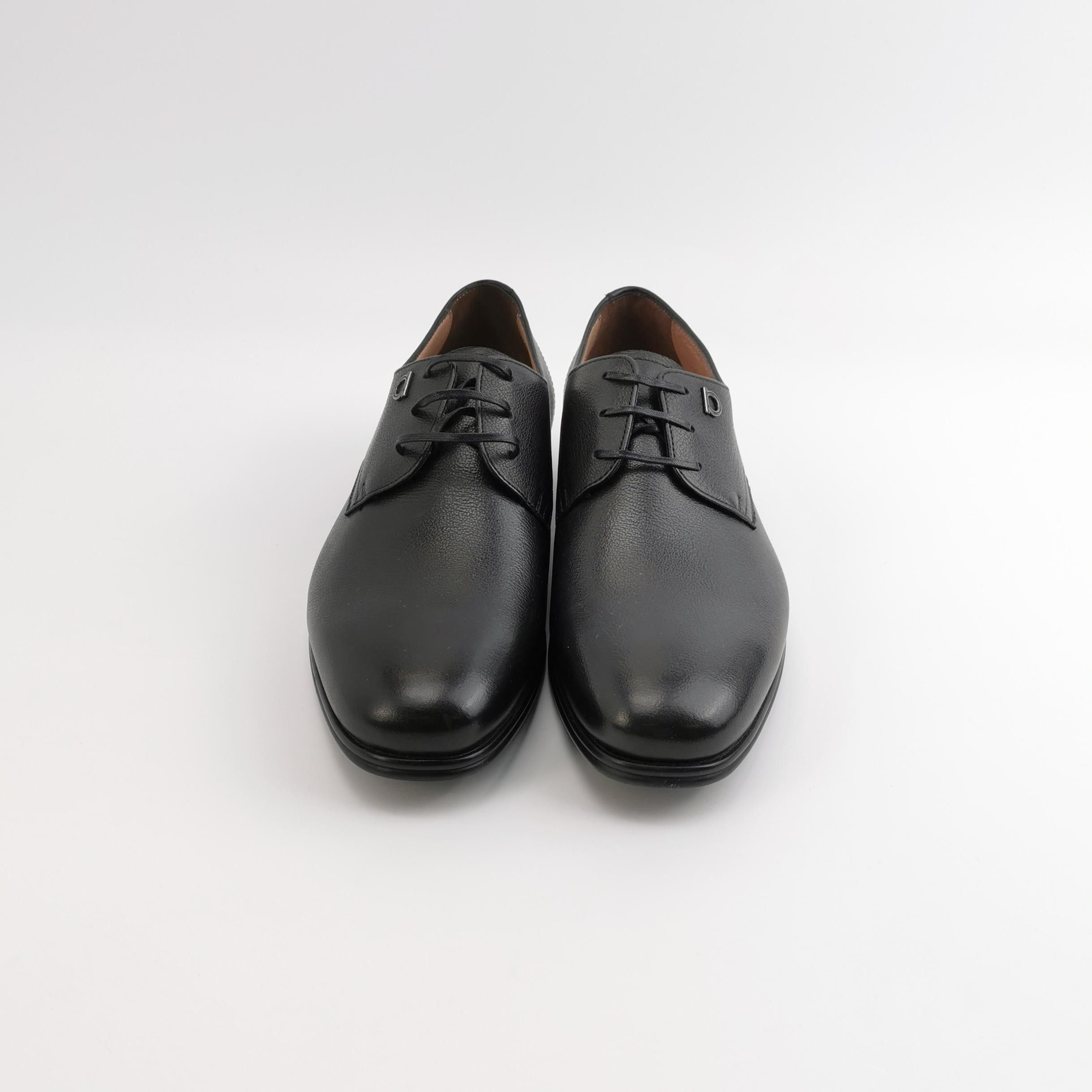 Salvatore Ferragamo Salvatore Ferragamo Grained Leather Derbies 39.5 Size US 6 / EU 39 - 4 Thumbnail