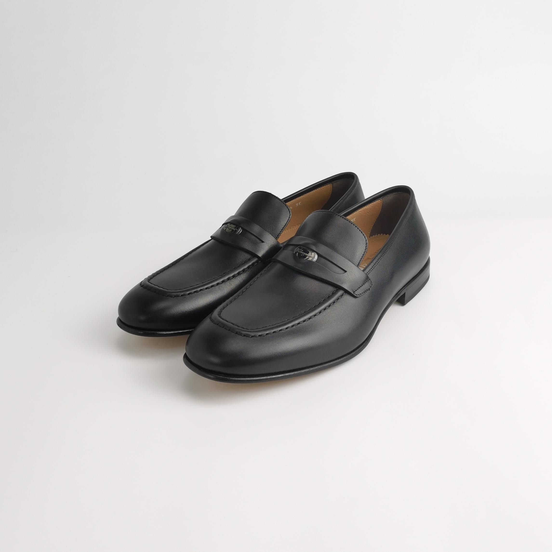 Salvatore Ferragamo Salvatore Ferragamo Logo Plaque Leather Loafers US 8.5 Size US 9 / EU 42 - 3 Thumbnail