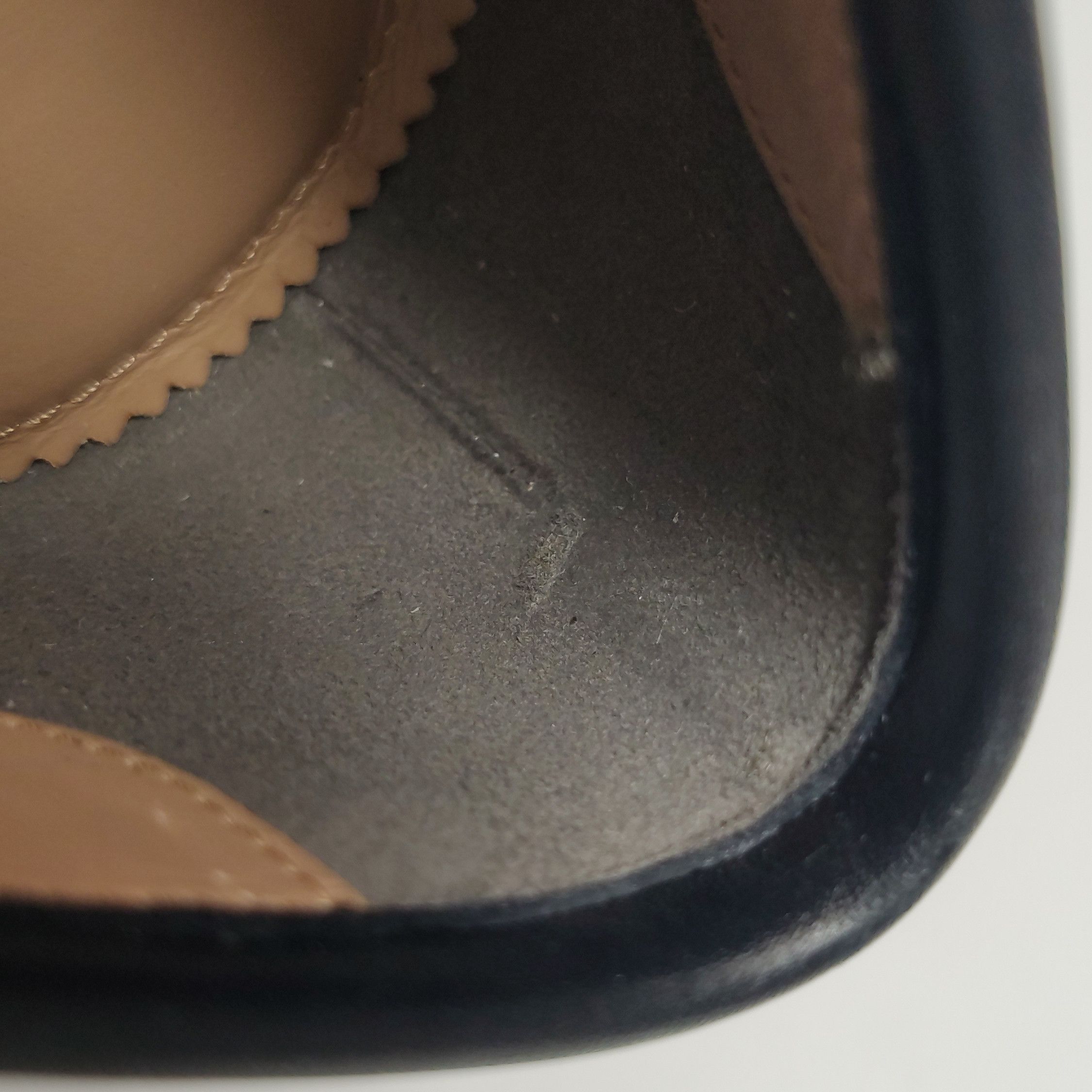 Salvatore Ferragamo Salvatore Ferragamo Logo Plaque Leather Loafers US 8.5 Size US 9 / EU 42 - 12 Thumbnail