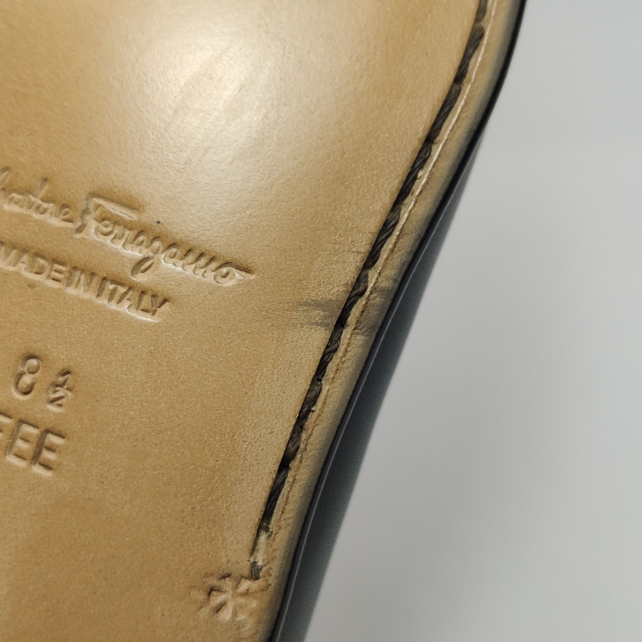 Salvatore Ferragamo Salvatore Ferragamo Logo Plaque Leather Loafers US 8.5 Size US 9 / EU 42 - 11 Thumbnail