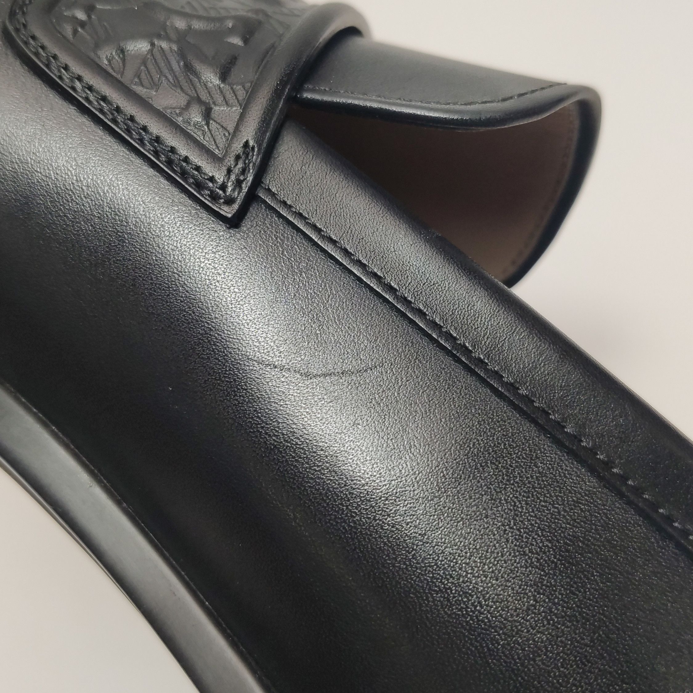 Salvatore Ferragamo Salvatore Ferragamo Gancini Embossed Loafers 8.5 Size US 9 / EU 42 - 8 Thumbnail