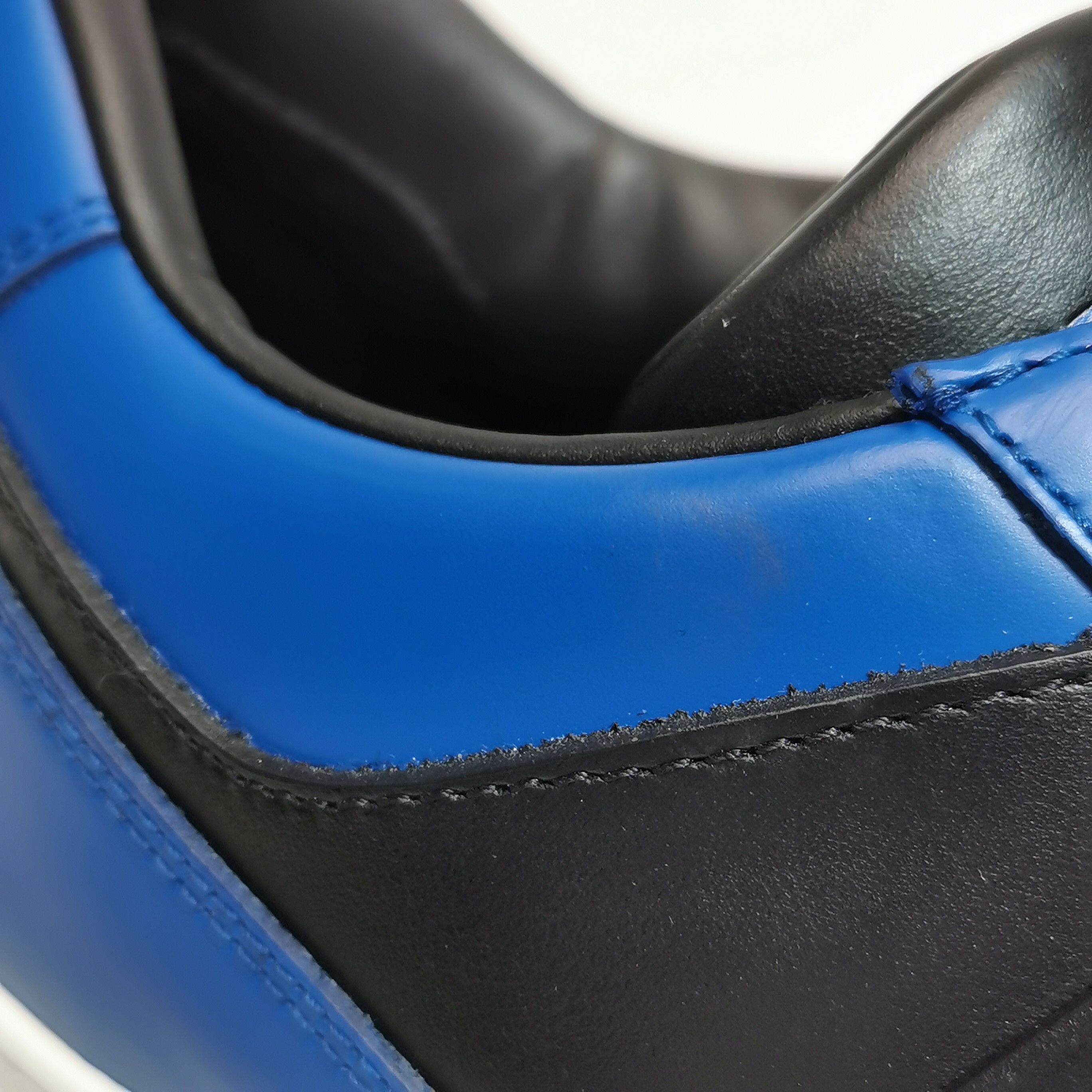 Prada Prada Blue & Black Leather Triangle Logo Sneakers EU 41 Size US 8 / EU 41 - 11 Thumbnail