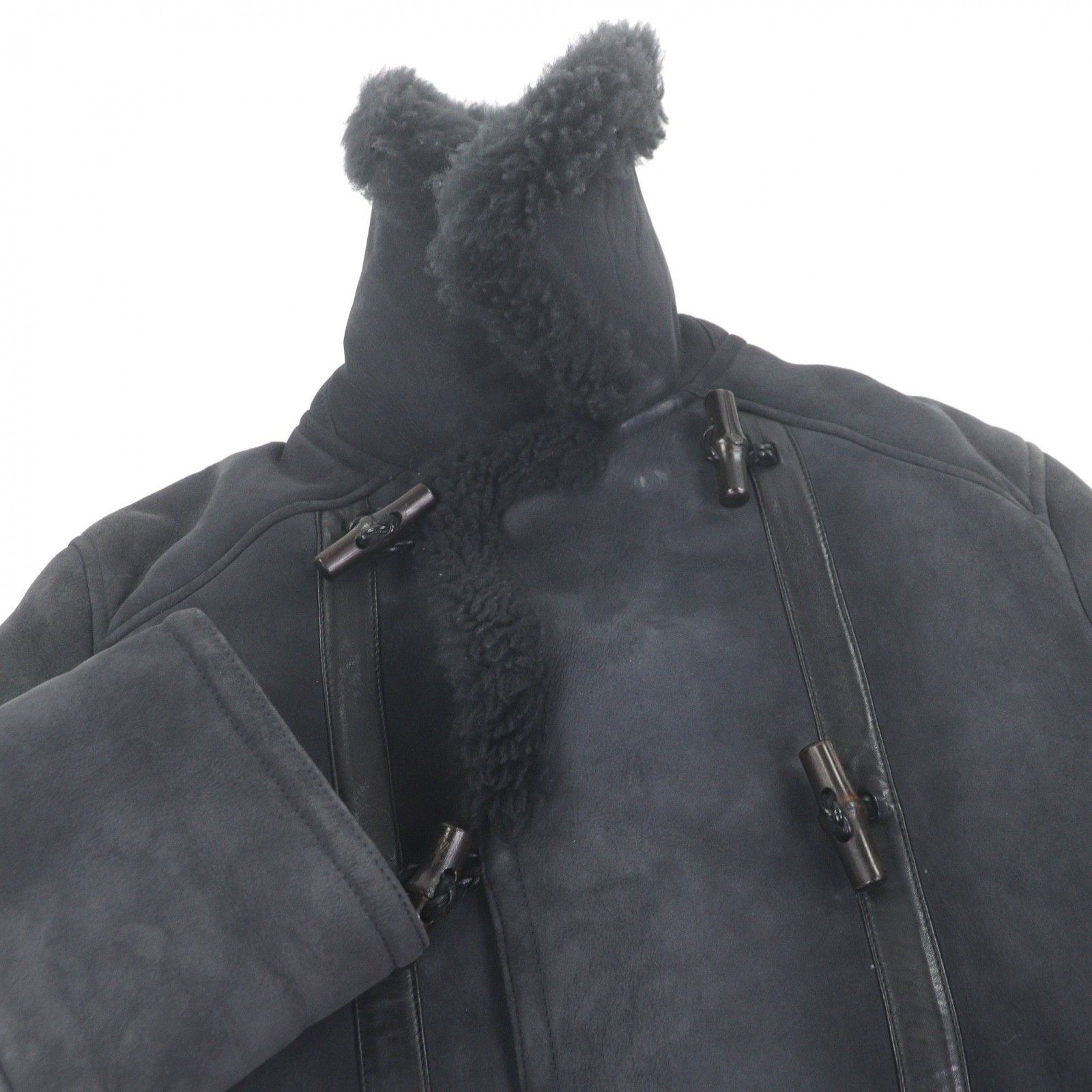 Gucci Gucci Gucci Shearling Coat Fur Outerwear DUTY FREE for USA Size ONE SIZE - 2 Thumbnail