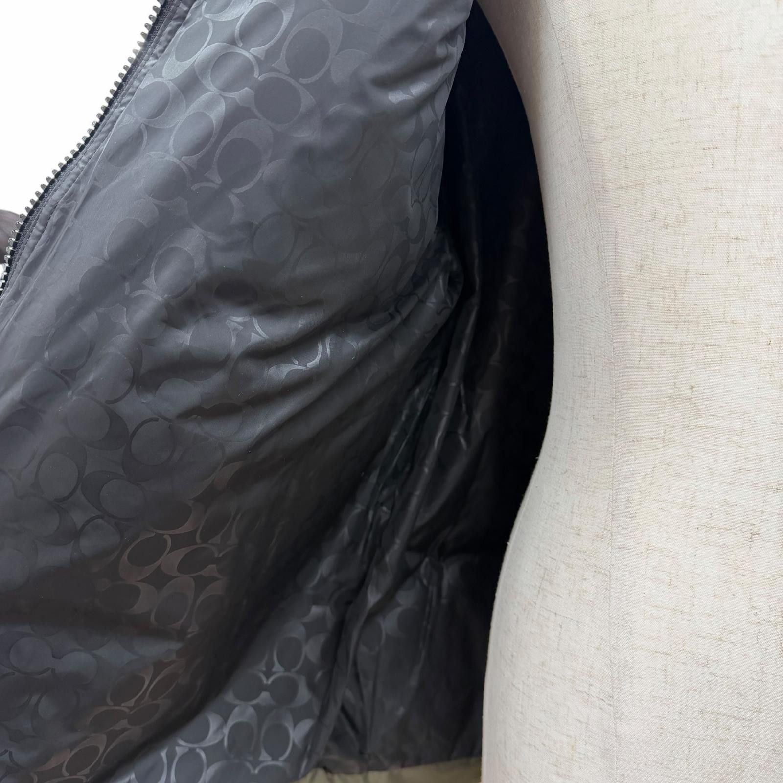 Coach Coach COACH Polyester Down Jacket Textile Outerwear DUTY FREE for USA Size ONE SIZE - 5 Thumbnail