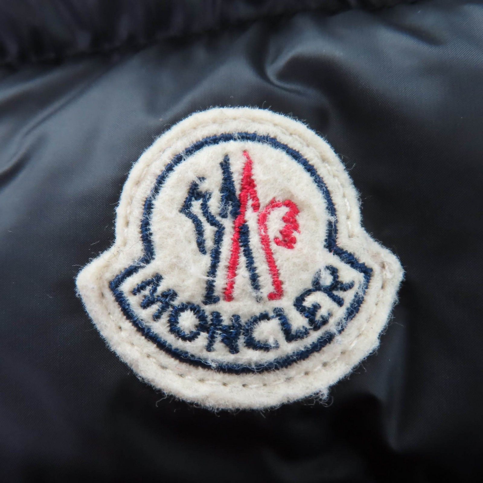 Moncler Moncler Moncler Hermine Nylon Down Coat Textile Outerwear DUTY FREE for USA Size ONE SIZE - 6 Thumbnail