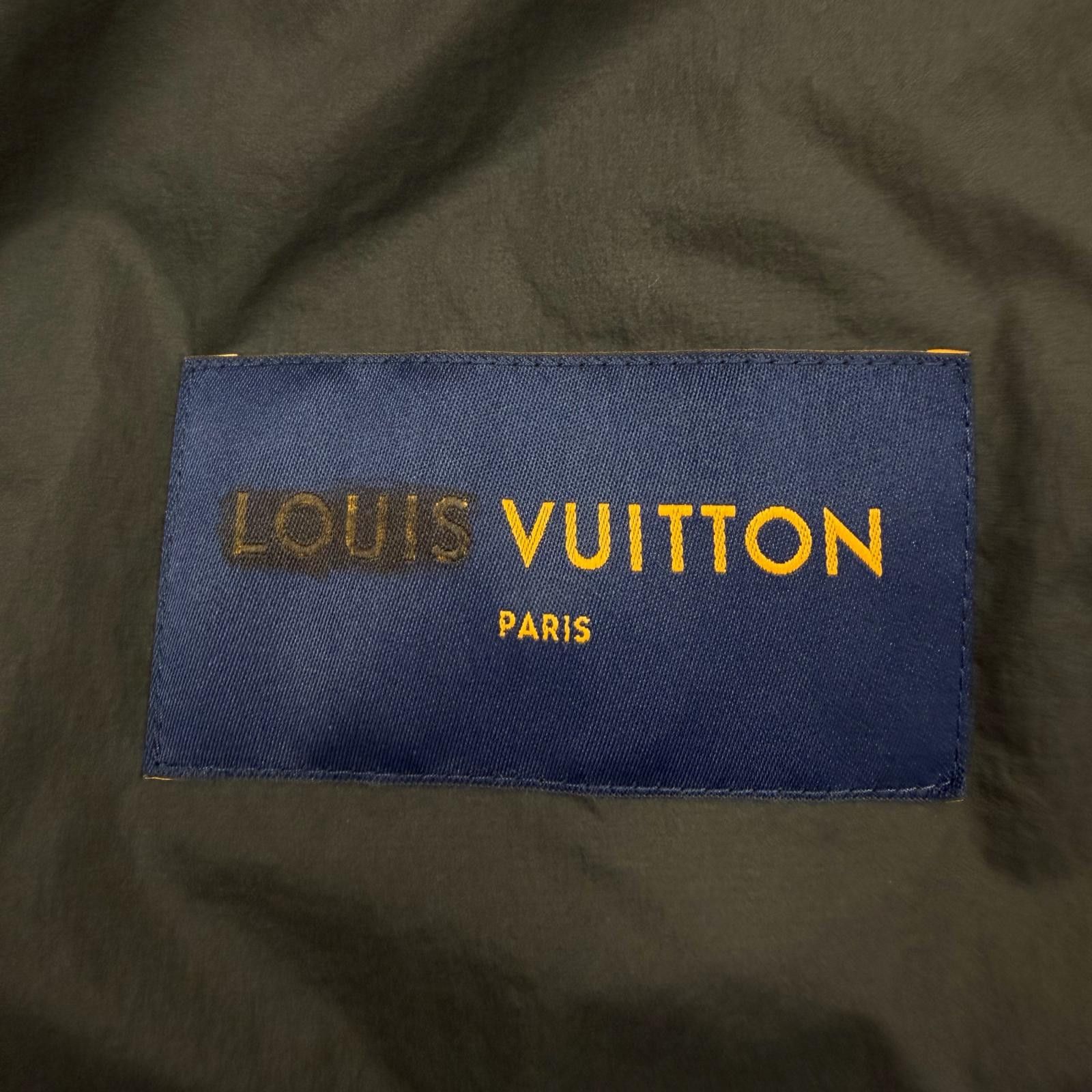 Louis Vuitton Louis Vuitton Louis Vuitton Nylon Jacket Textile Outerwear DUTY FREE for USA Size ONE SIZE - 9 Thumbnail