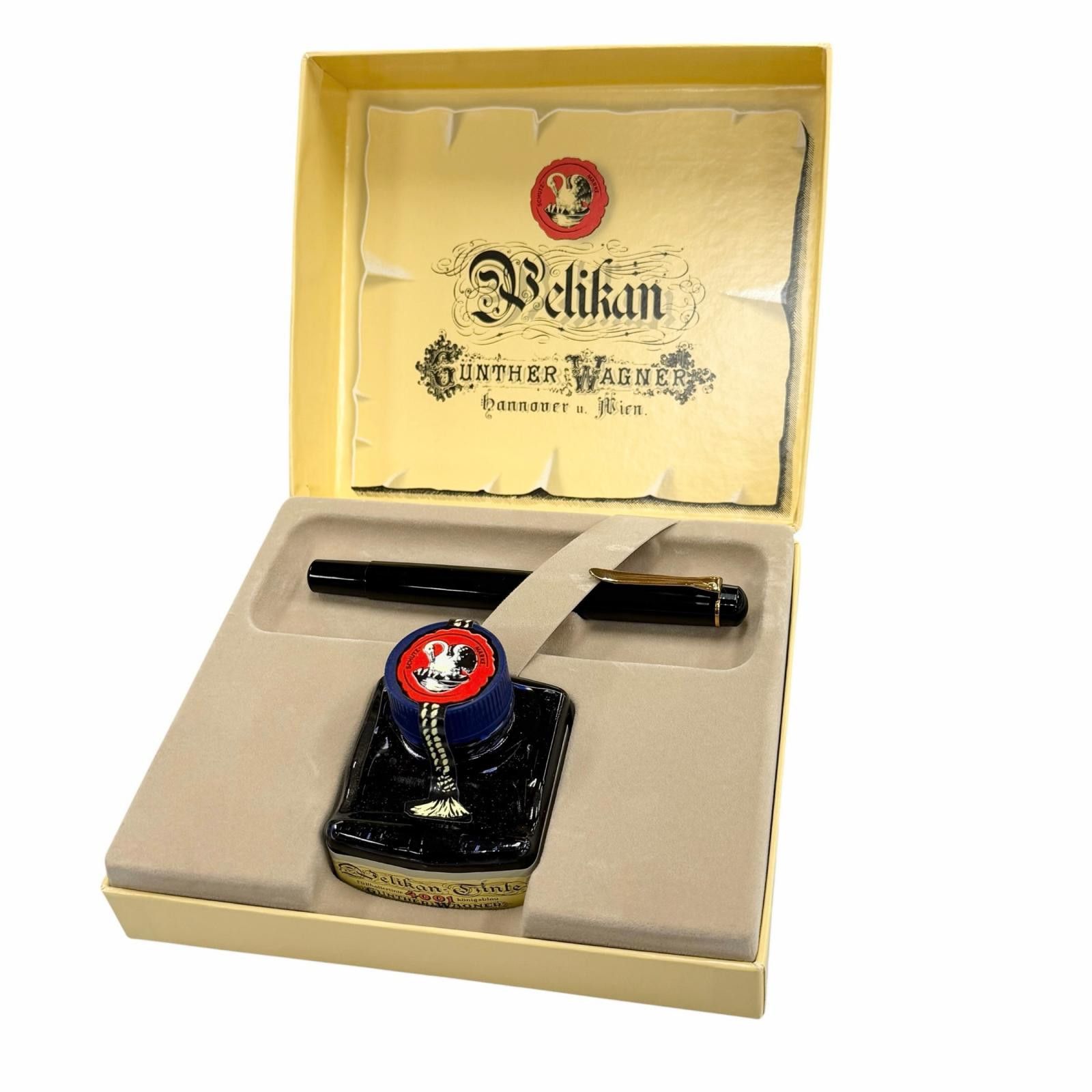 Other Other Pelikan Classic Fountain Pen Others Pen DUTY FREE for USA Size ONE SIZE - 2 Thumbnail