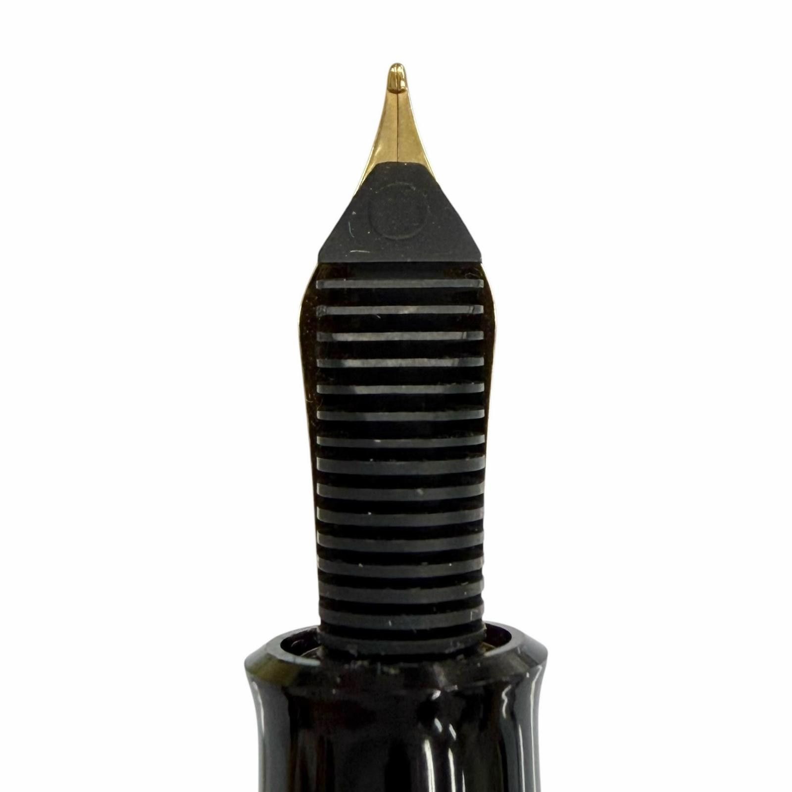 Other Other Pelikan Classic Fountain Pen Others Pen DUTY FREE for USA Size ONE SIZE - 7 Thumbnail