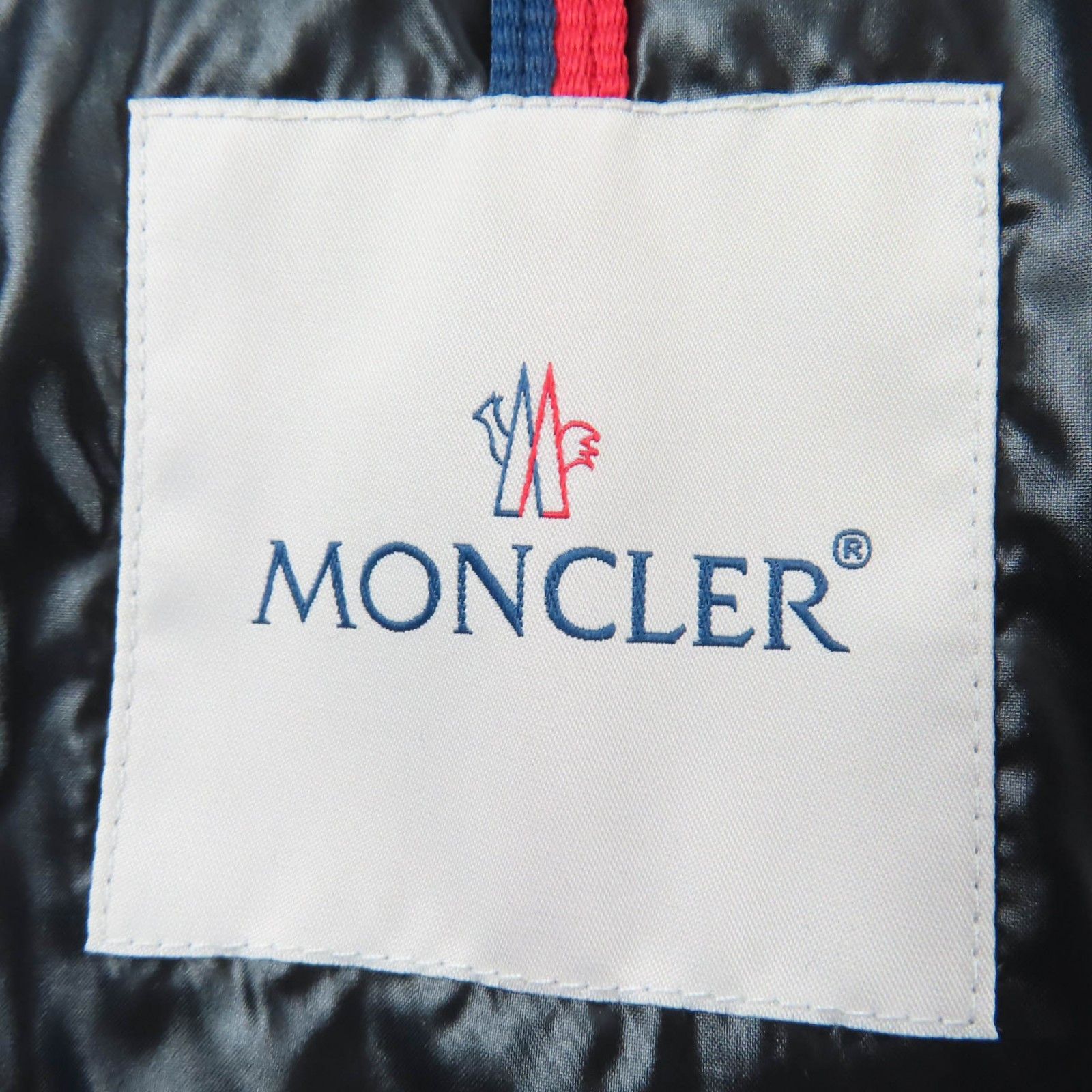 Moncler Moncler Moncler SANGATTE Nylon Down Jacket Textile Outerwear DUTY FREE for USA Size ONE SIZE - 8 Thumbnail