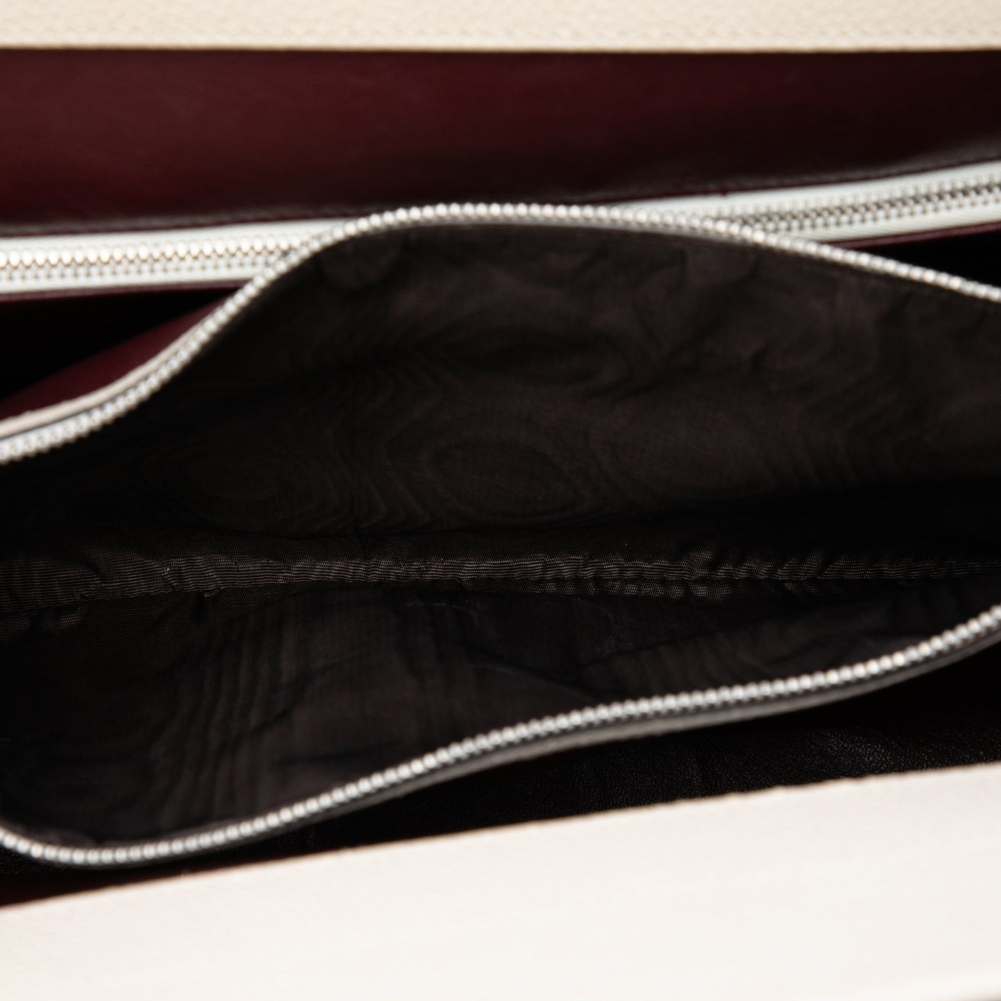 Gucci Medium Calfskin Zumi Top Handle Bag Size ONE SIZE - 4 Thumbnail