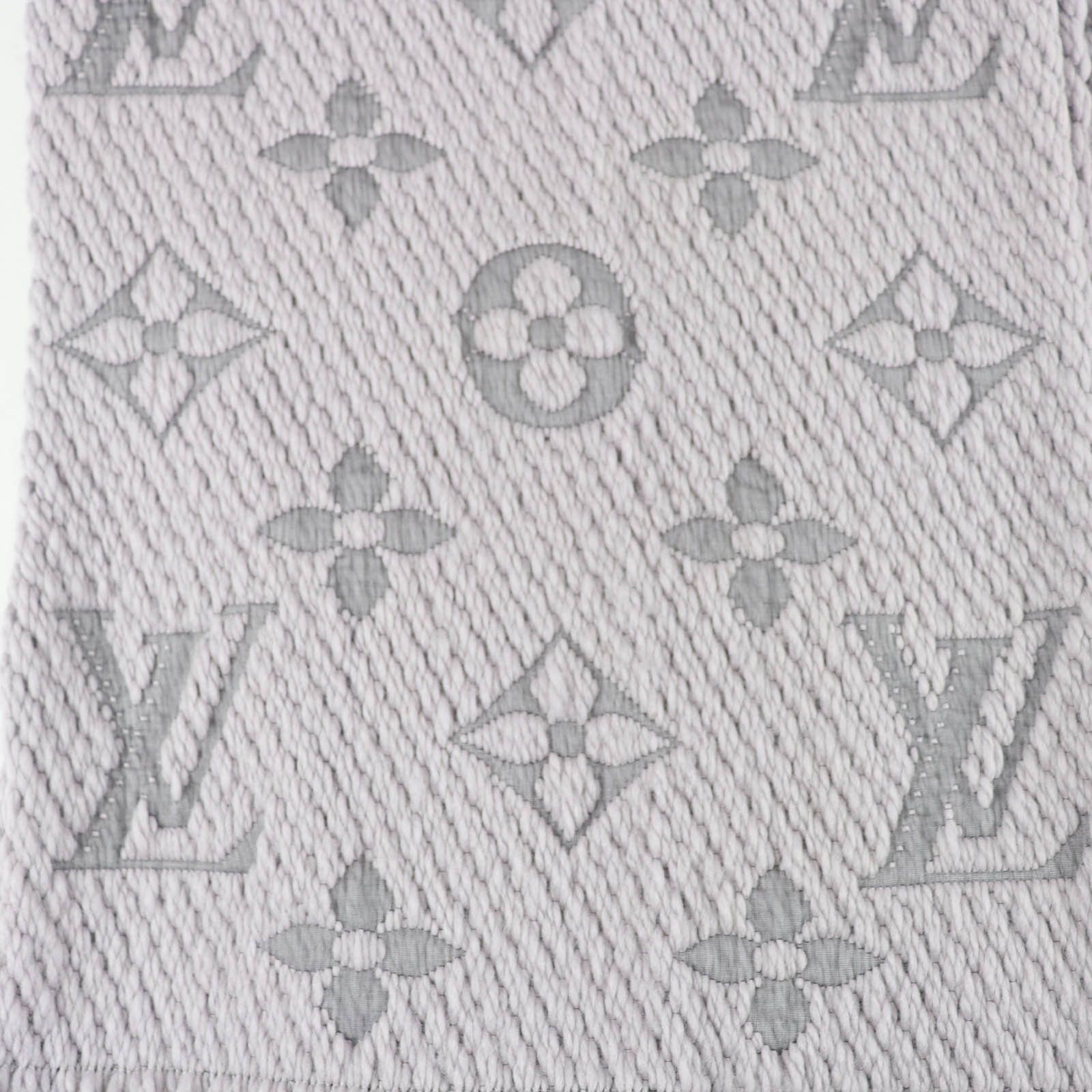 Louis Vuitton Louis Vuitton Louis Vuitton Logomania Wool Silk Scarf Textile Scarf M74742 DUTY FREE for USA Size ONE SIZE - 5 Thumbnail