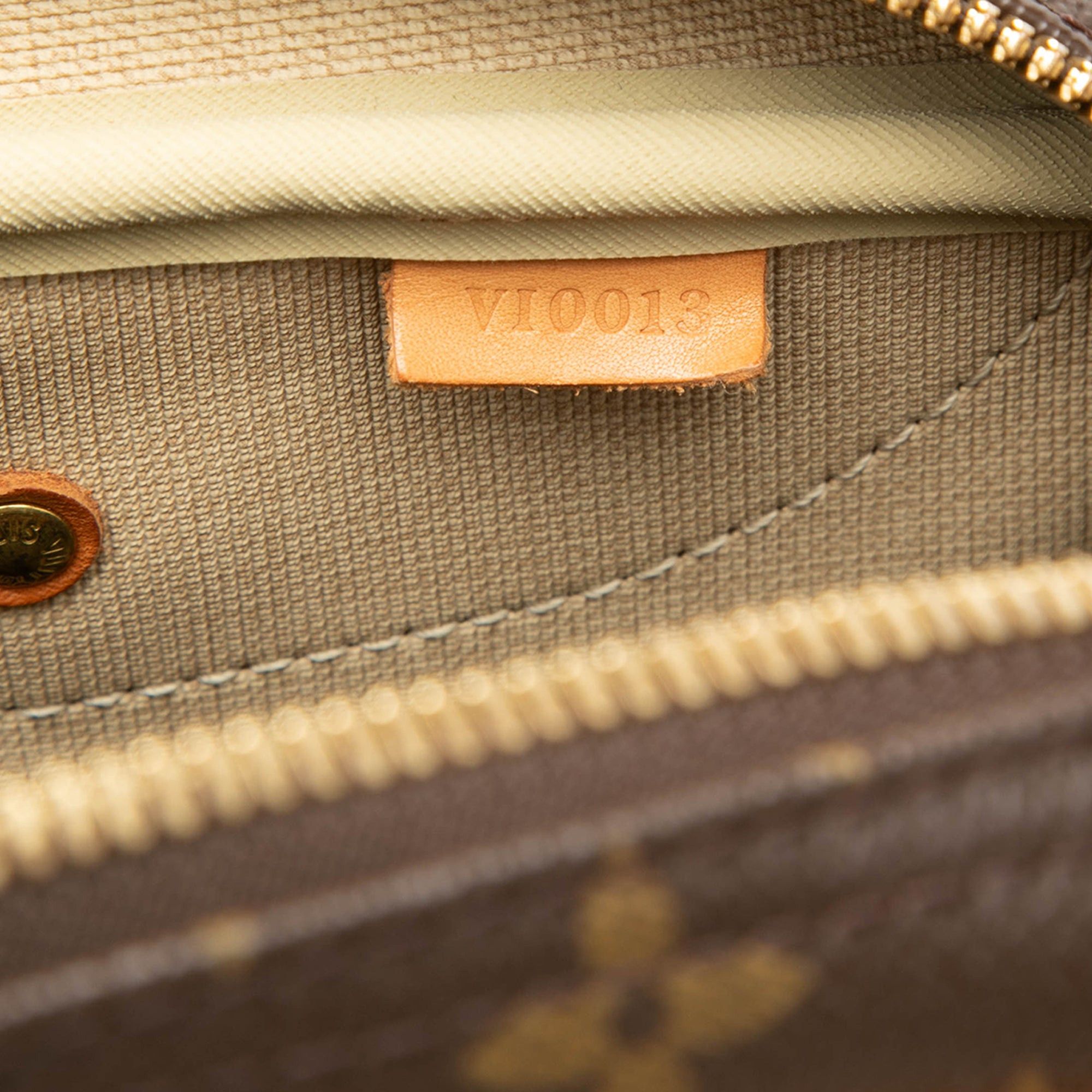 Louis Vuitton Monogram Evasion Size ONE SIZE - 6 Thumbnail
