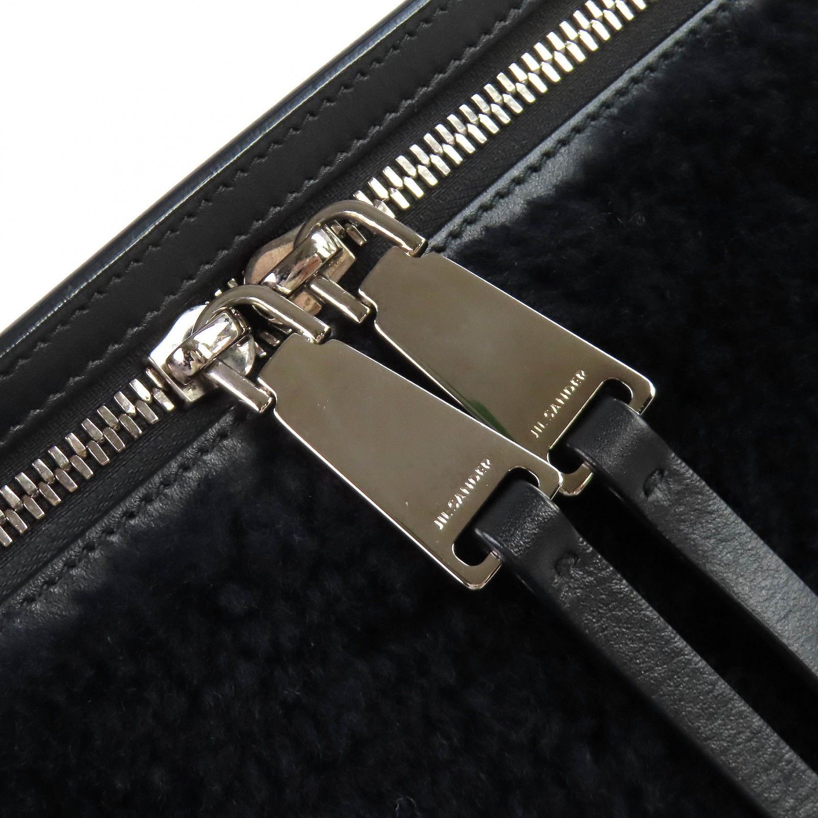 Jil Sander Jil Sander Jil Sander Shearling Shoulder Bag Fur Shoulder Bag DUTY FREE for USA Size ONE SIZE - 9 Thumbnail