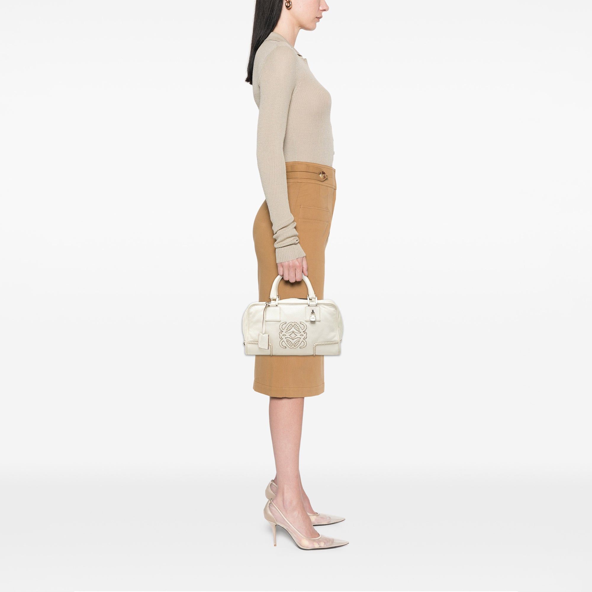 Loewe Perforated Leather Stitched Amazona 28 Size ONE SIZE - 7 Thumbnail