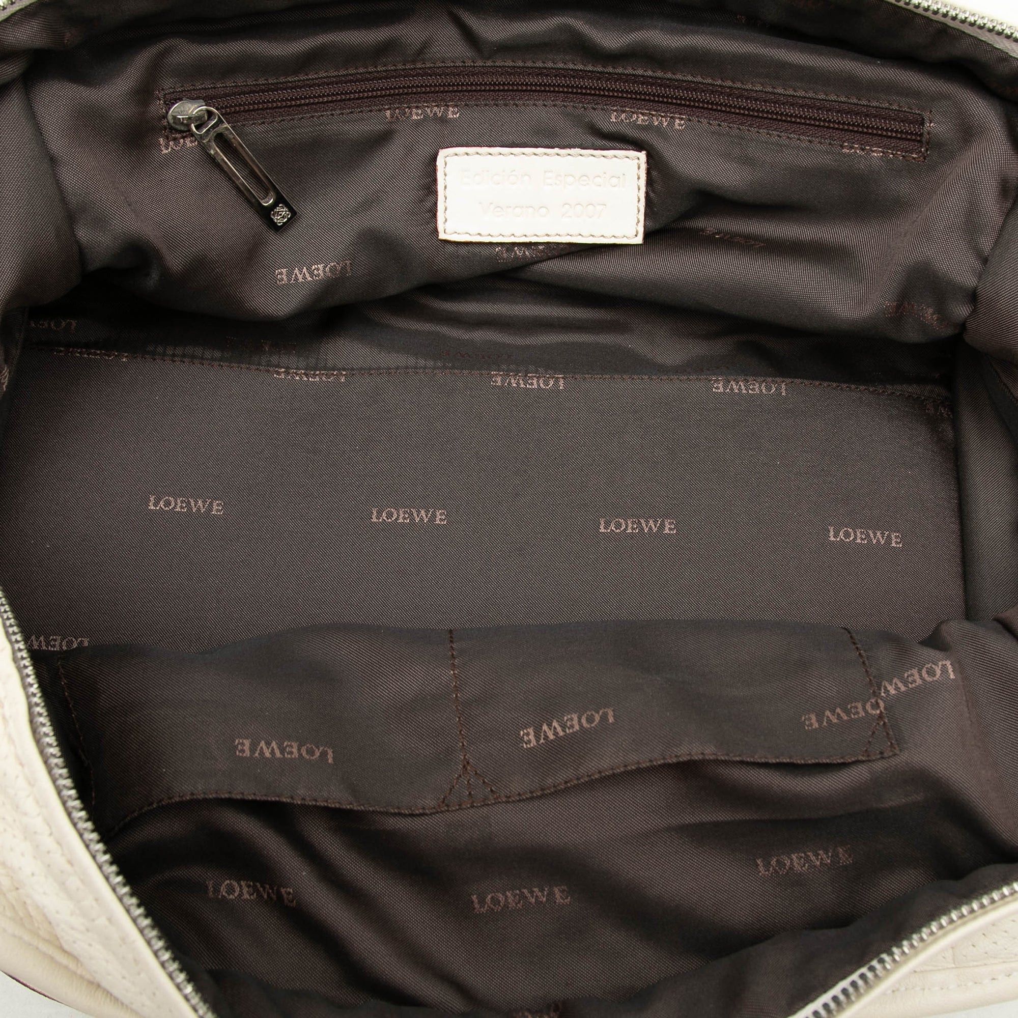 Loewe Perforated Leather Stitched Amazona 28 Size ONE SIZE - 4 Thumbnail