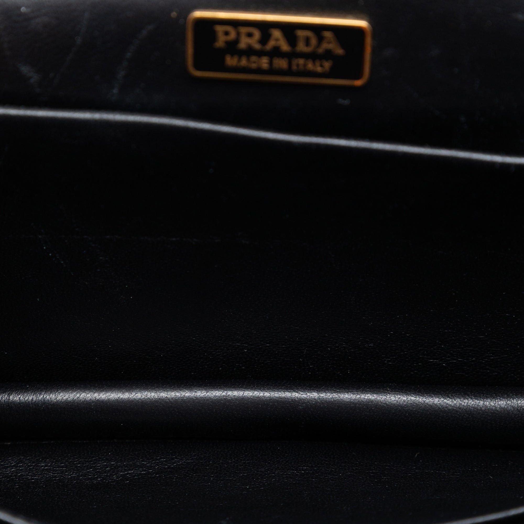 Prada Velluto Crossbody Size ONE SIZE - 4 Thumbnail