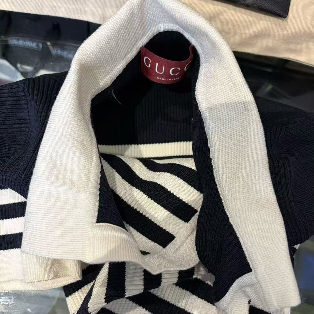 Gucci Gucci Striped Sweater M Women Size M / US 6-8 / IT 42-44 - 4 Thumbnail