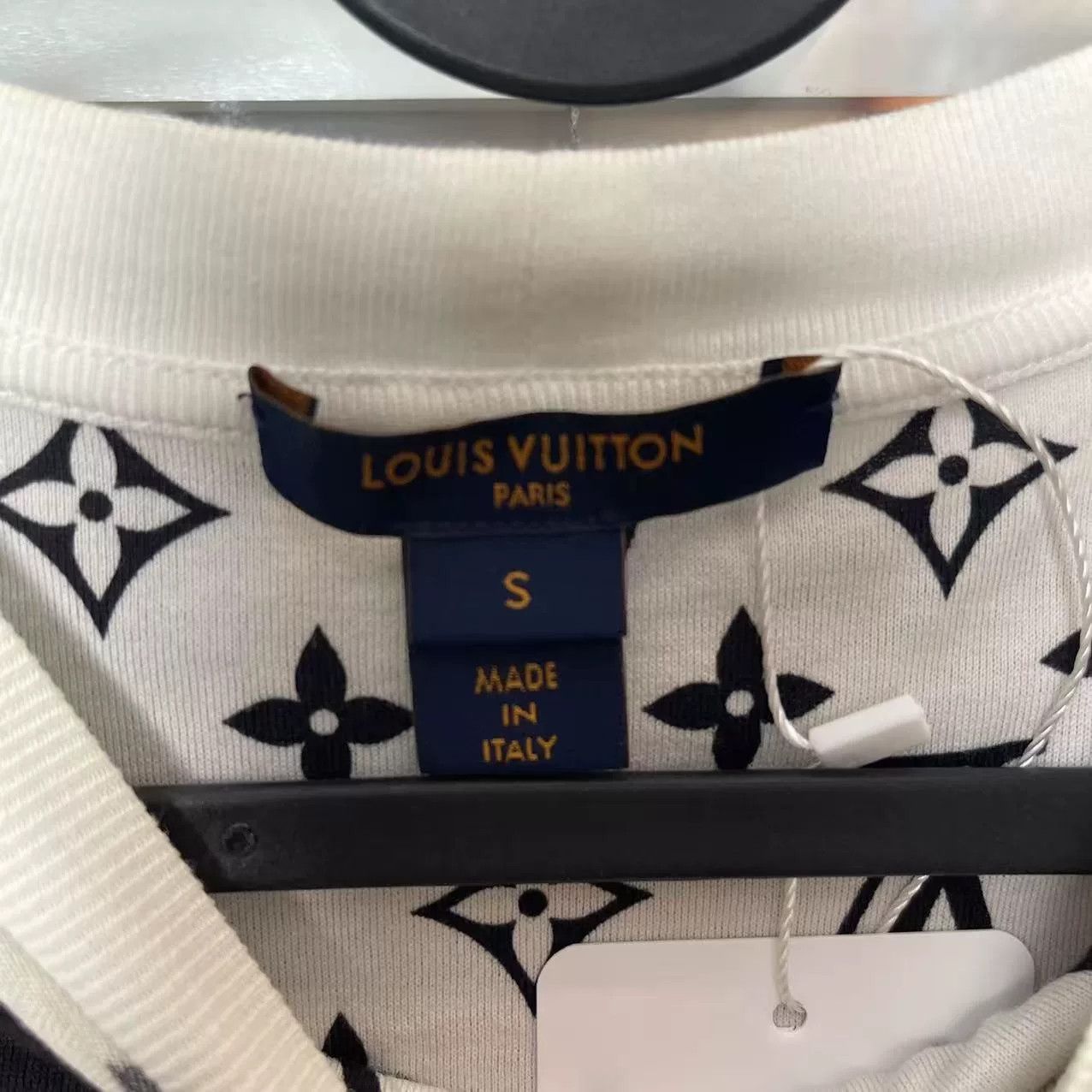 Louis Vuitton Louis Vuitton T-Shirt S Women Size S / US 4 / IT 40 - 3 Thumbnail
