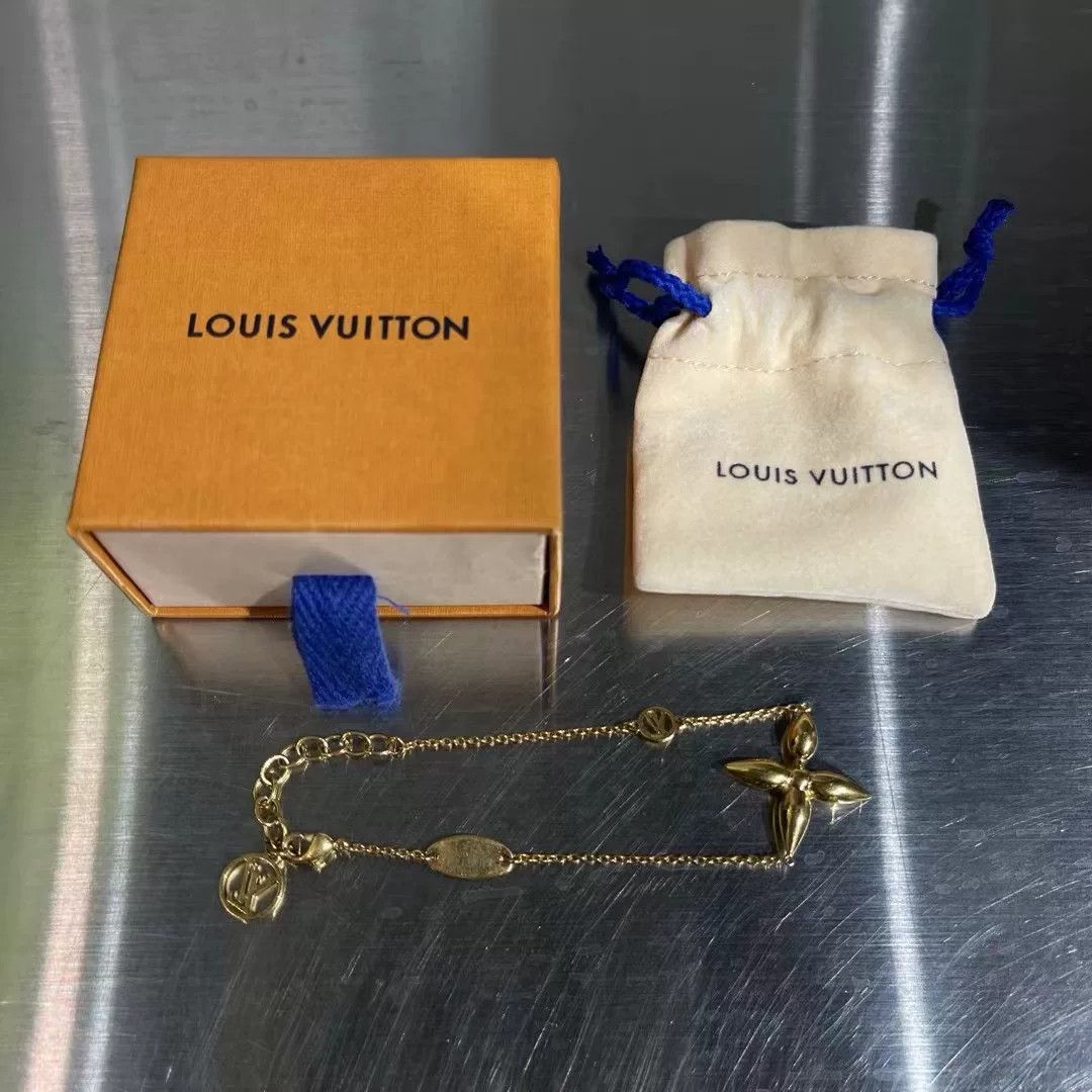 Louis Vuitton Louis Vuitton Floral Bracelet OS Women Size ONE SIZE - 5 Thumbnail
