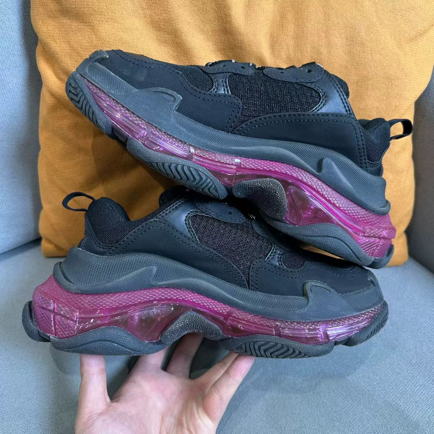 Balenciaga Balenciaga Purple Lowtop Sneakers us_5 Women Size US 5 / IT 35 - 6 Thumbnail