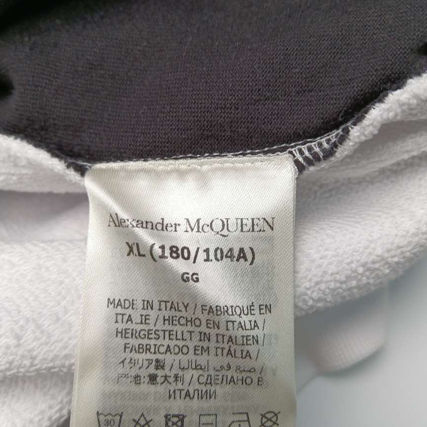Alexander McQueen Alexander McQueen Logo Crewneck Sweatshirt XL Size US XL / EU 56 / 4 - 7 Thumbnail