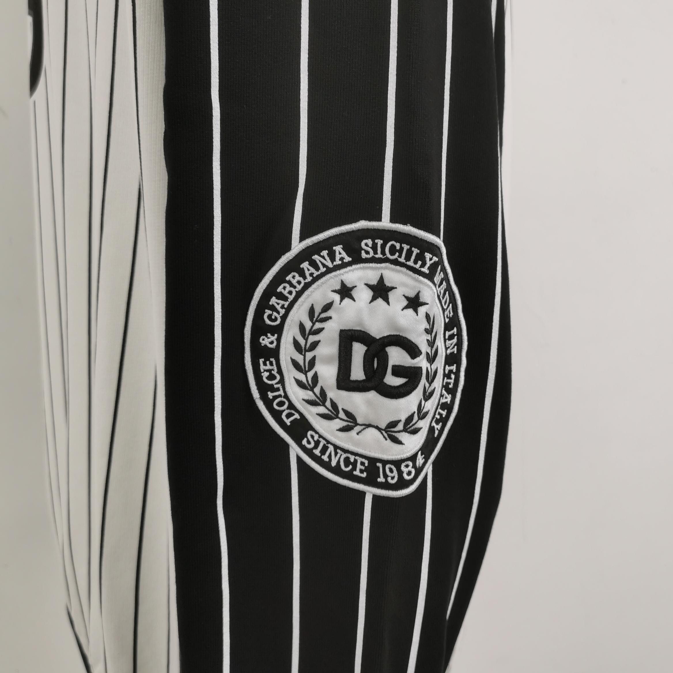 Dolce & Gabbana Dolce & Gabbana Striped Logo Sweatshirt Size M Size US M / EU 48-50 / 2 - 4 Thumbnail