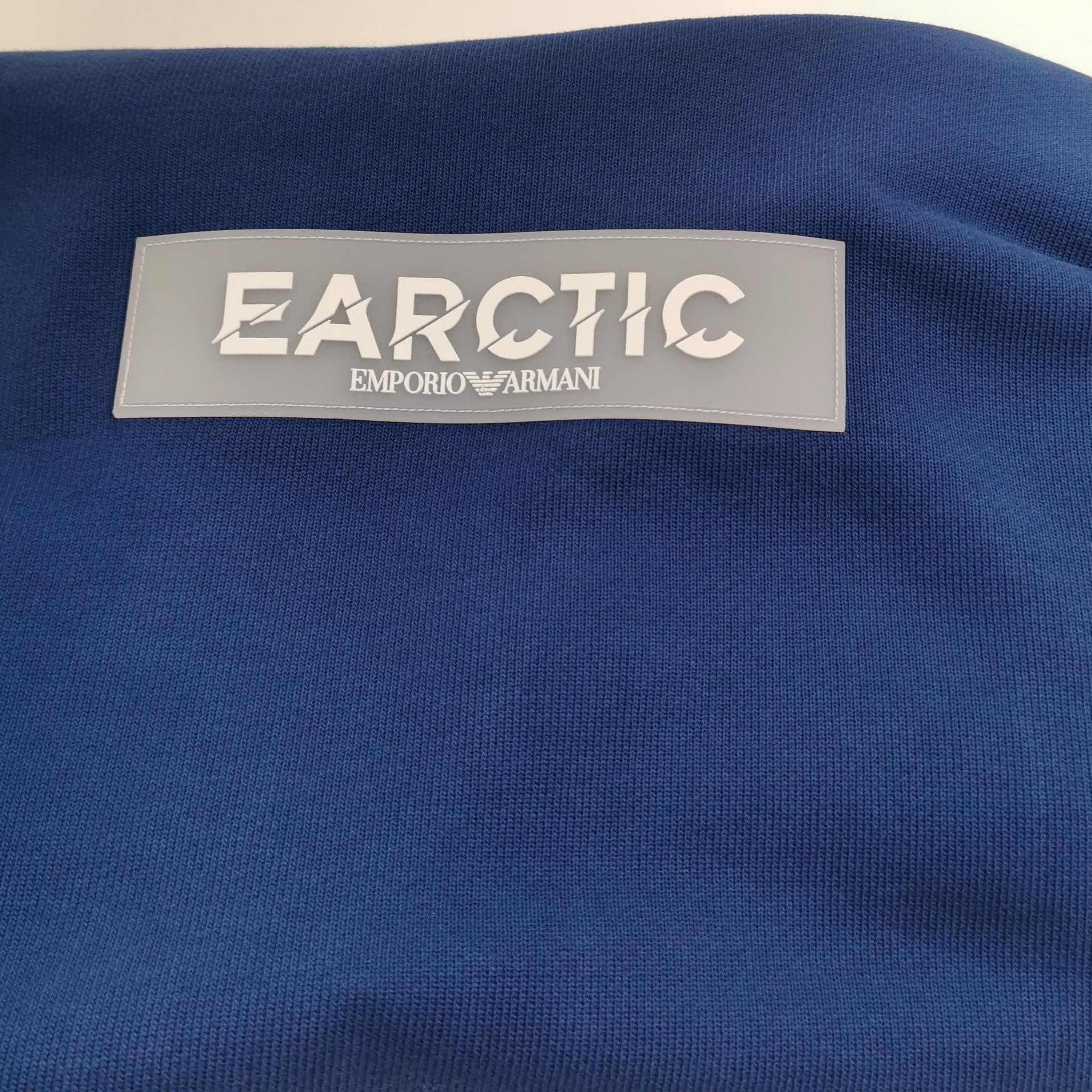 Emporio Armani Emporio Armani Earctic Patch High Neck Sweatshirt S Size US S / EU 44-46 / 1 - 4 Thumbnail