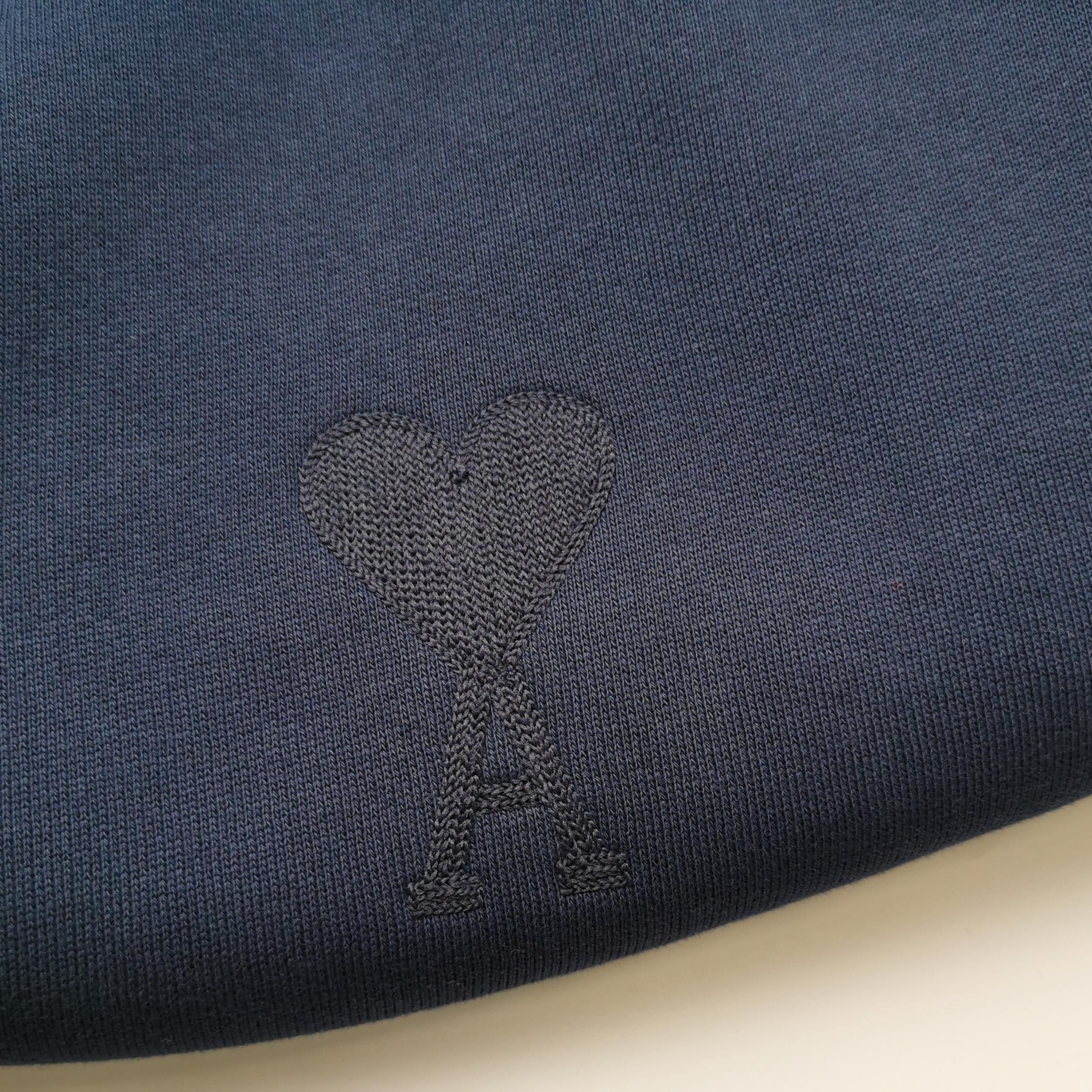 AMI AMI Tonal Ami de Coeur Crewneck Sweatshirt XS Size US XS / EU 42 / 0 - 4 Thumbnail