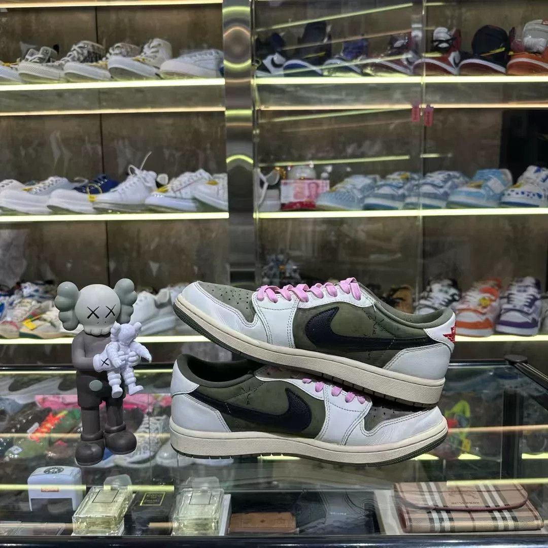 Jordan Brand Jordan Brand AIR JORDAN Green Lowtop Sneakers 10 Men Size US 10 / EU 43 - 6 Thumbnail