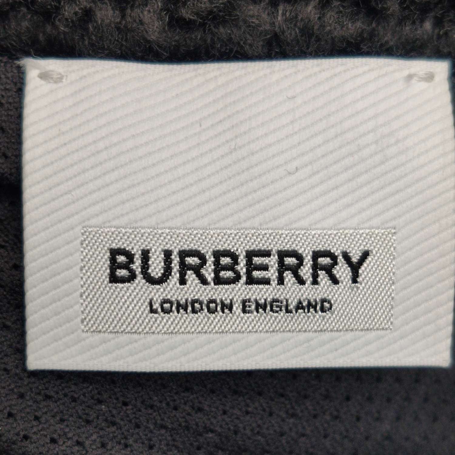 Burberry Burberry Crest Embroidered Fleece Hoodie XS Size US XS / EU 42 / 0 - 7 Thumbnail