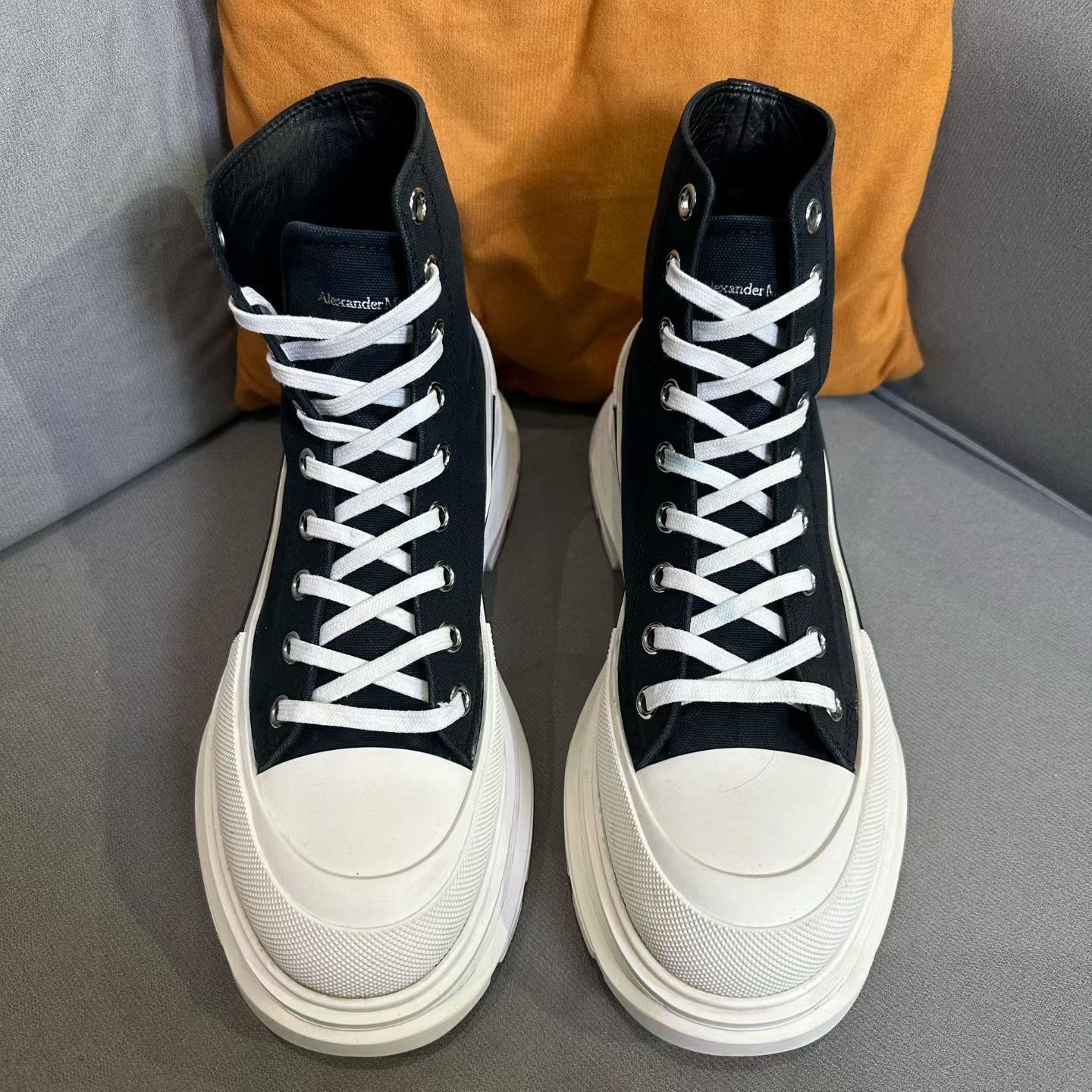 Alexander McQueen Alexander McQueen Canvas Black Boots 11 Men Size US 11 / EU 44 - 2 Thumbnail