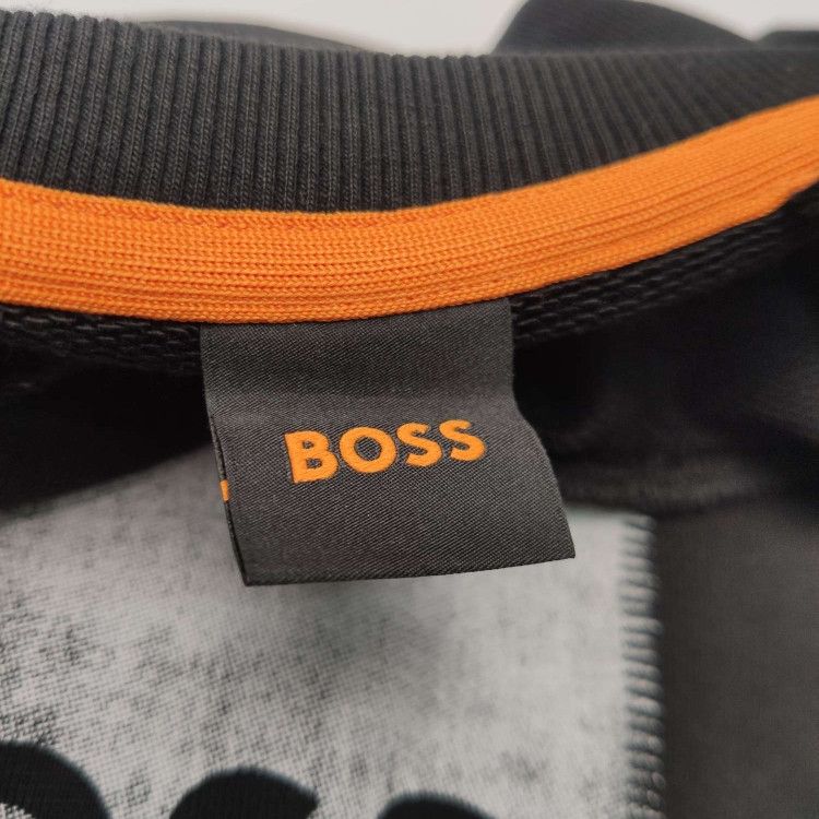 Hugo Boss Hugo Boss Logo Patch Sweatshirt US S Size US S / EU 44-46 / 1 - 7 Thumbnail