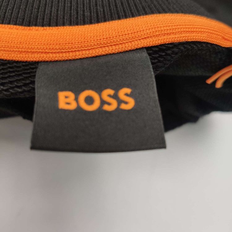 Hugo Boss Hugo Boss Logo Patch Cotton Sweatshirt S Size US S / EU 44-46 / 1 - 7 Thumbnail