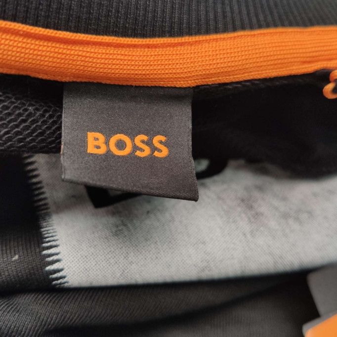 Hugo Boss Hugo Boss Patch Logo Cotton Sweatshirt Size S Size US S / EU 44-46 / 1 - 7 Thumbnail