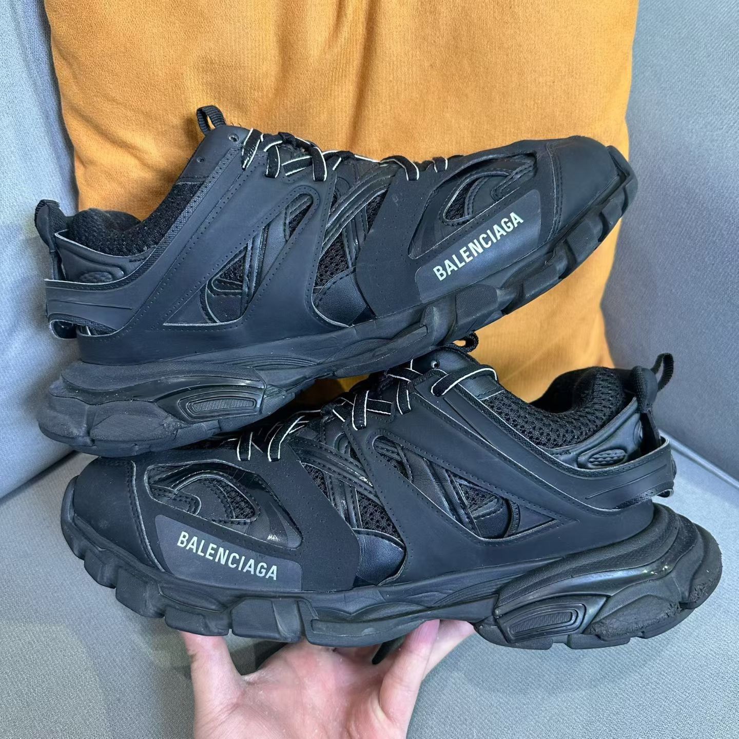 Balenciaga Balenciaga Black Lowtop Sneakers 11 Men Size US 11 / EU 44 - 4 Thumbnail