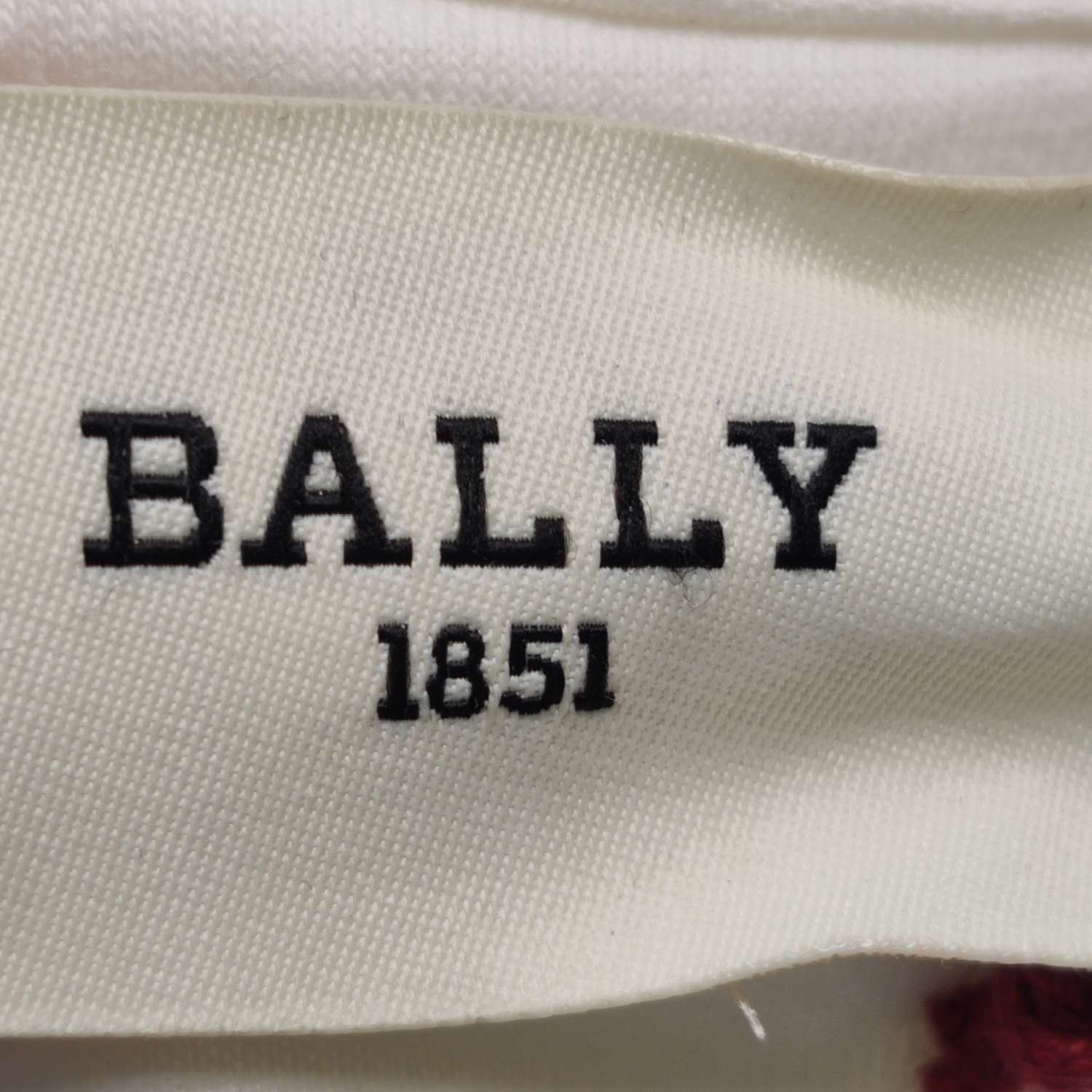 Bally Bally Heart Logo Crewneck Sweatshirt XL Size US XL / EU 56 / 4 - 6 Thumbnail
